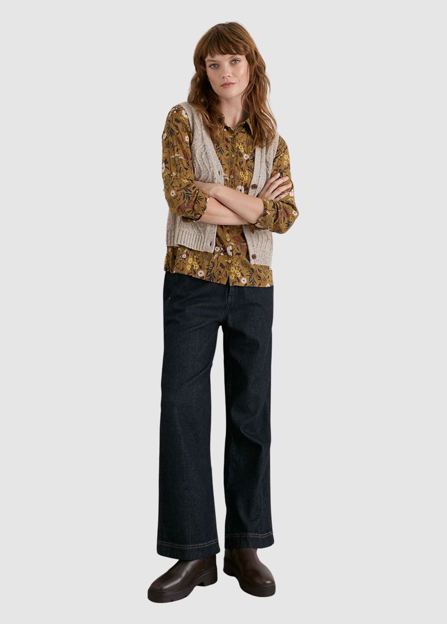 Larissa Shirt Larissa Shirt