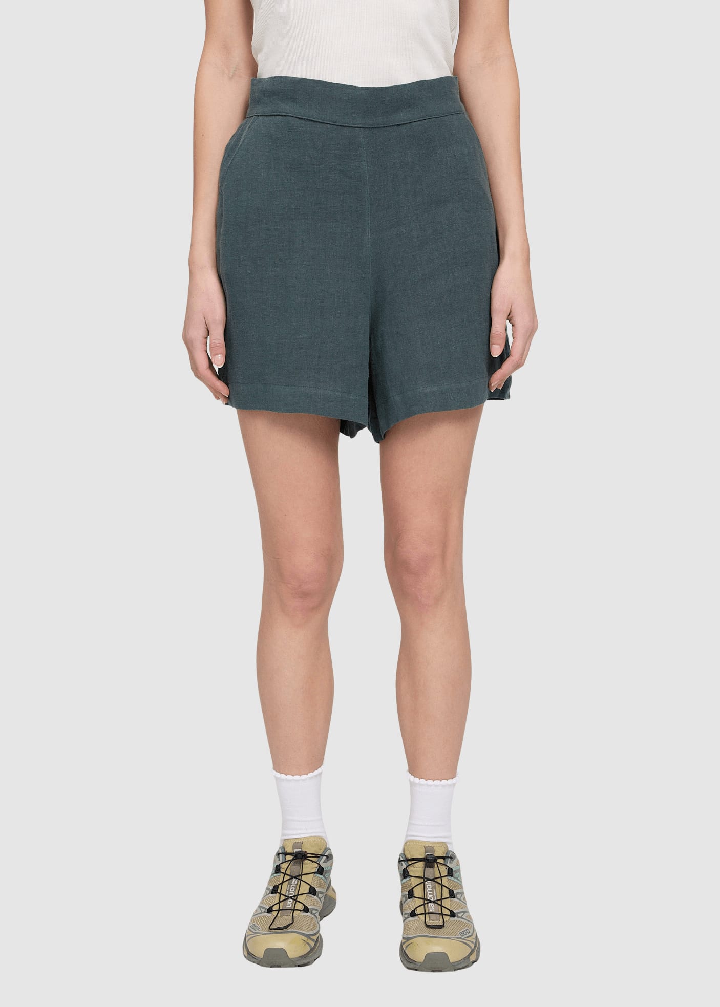 Linen Shorts Bottle