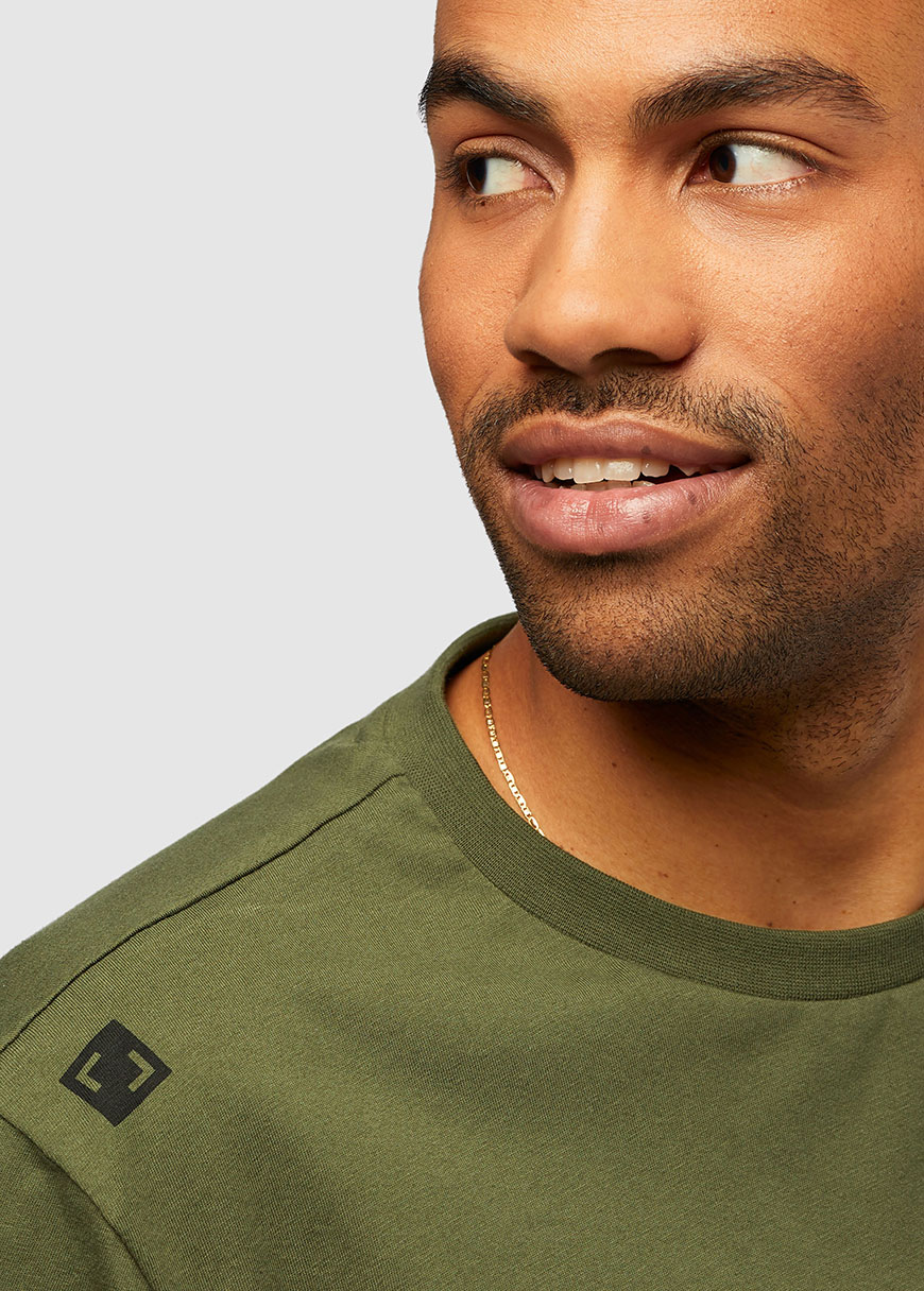 Base Tee Base Tee