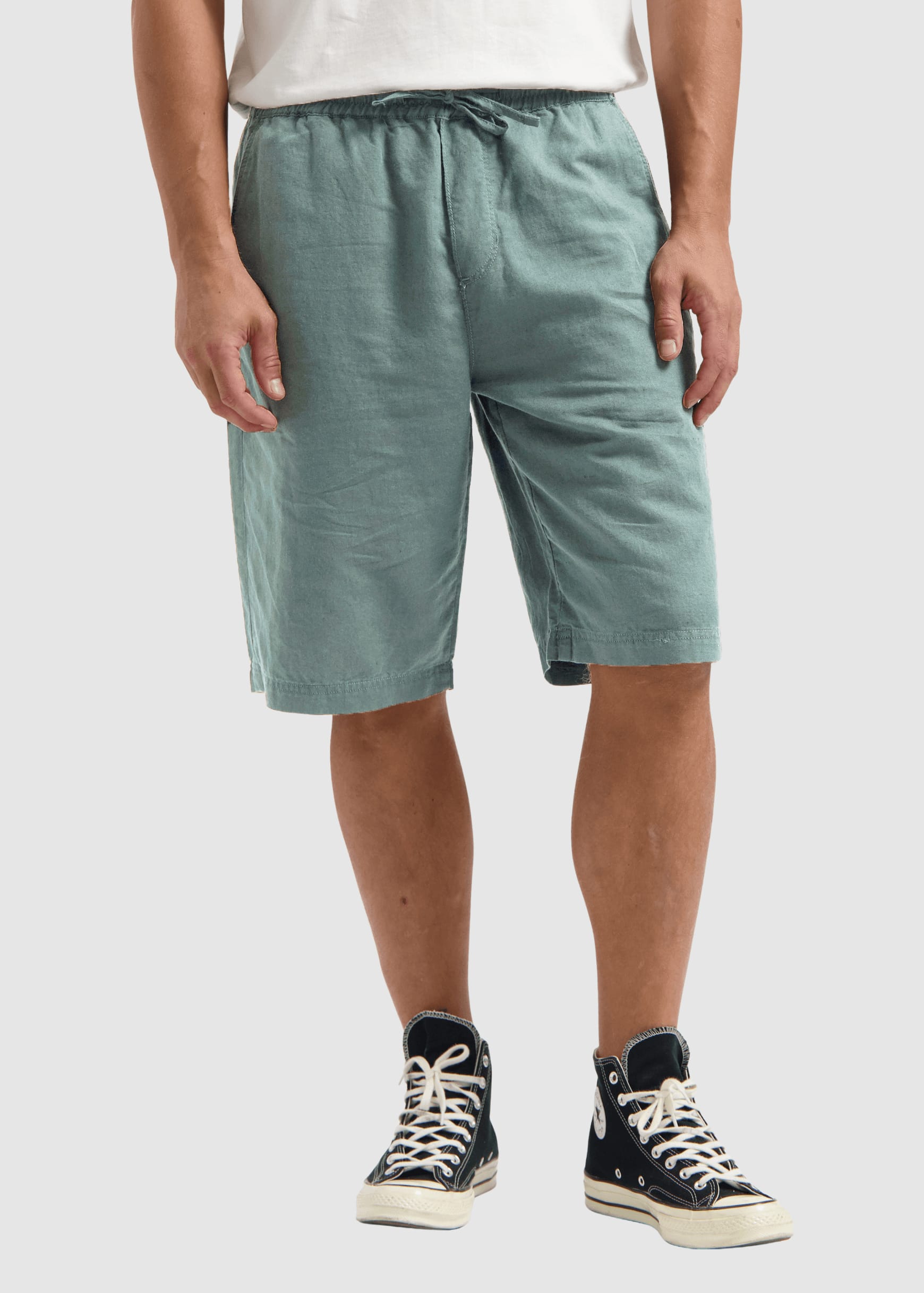 Tyler Linen Short Sage Green Tyler Linen Short Sage Green