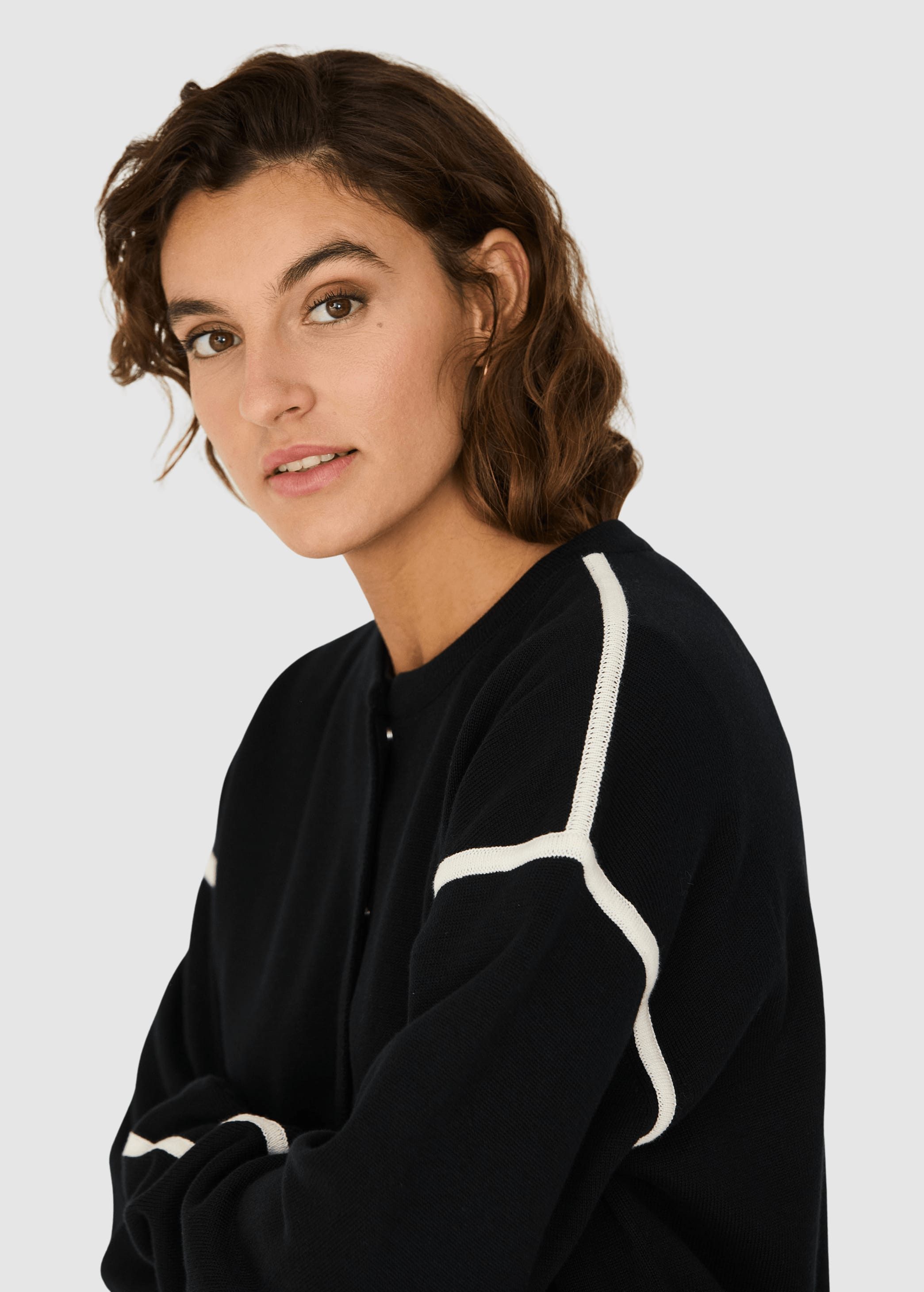 Galar- Sweater Black