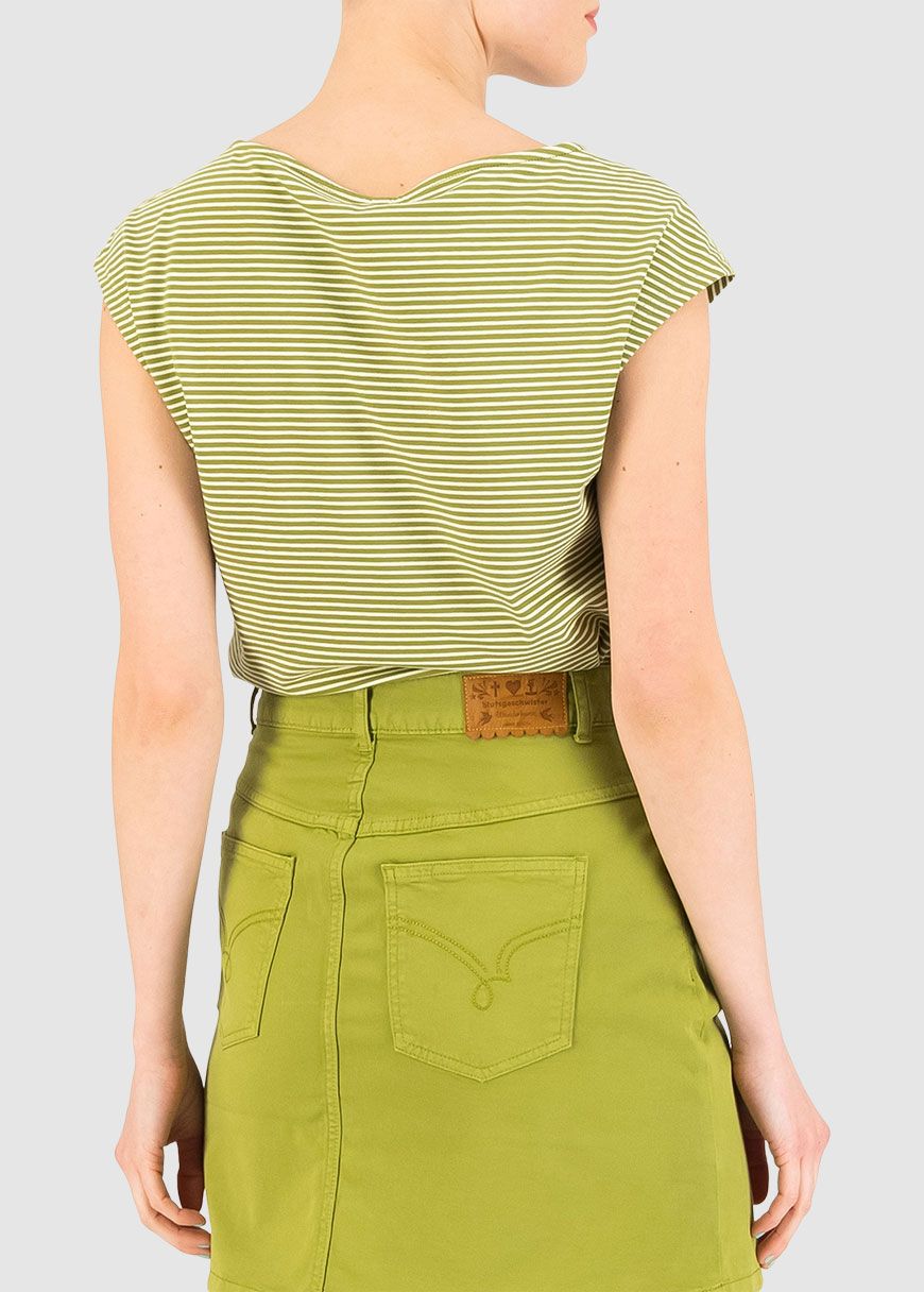 Boxy Babe