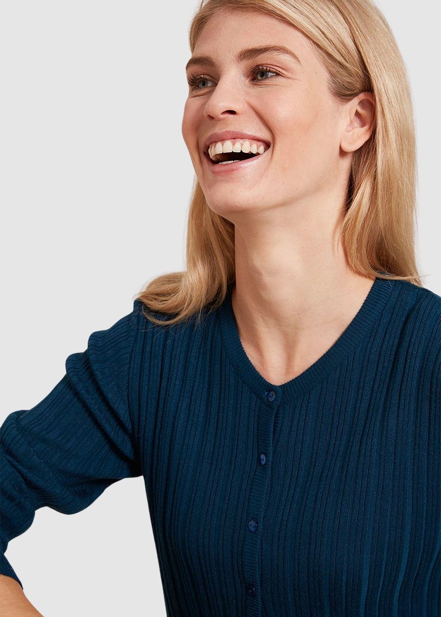 Seidige EcoVero Jacke Seidige EcoVero Jacke