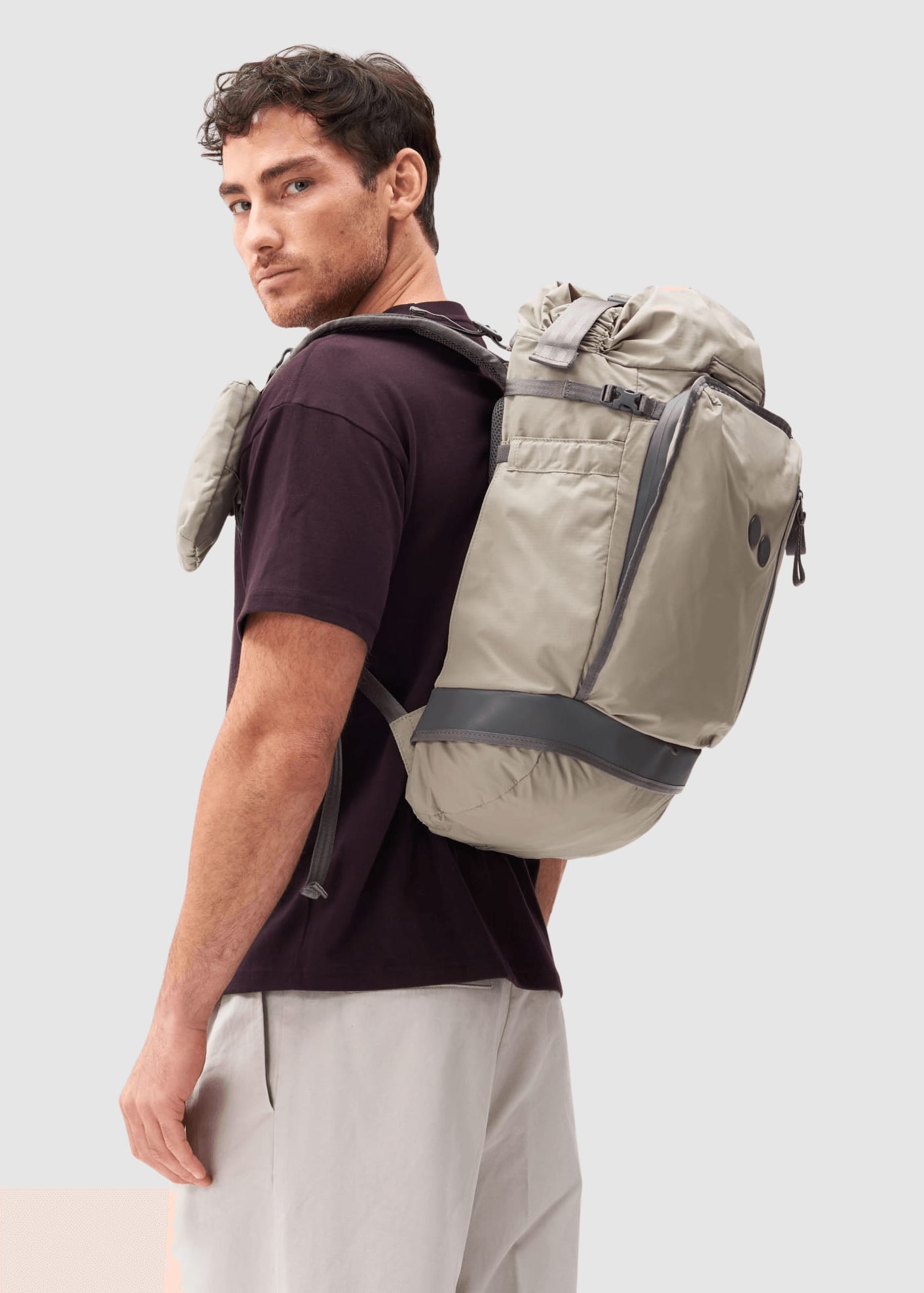 Komut Medium Pure Taupe Komut Medium Pure Taupe