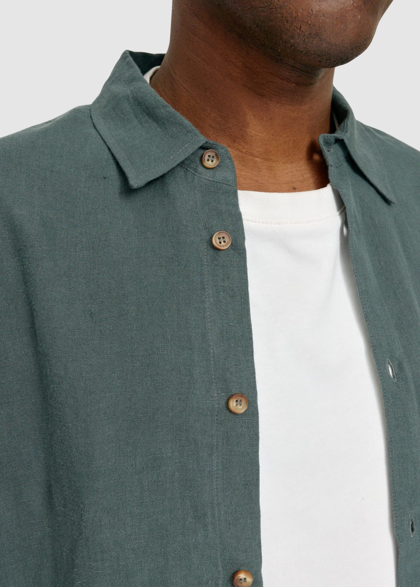 Classic Linen Shirt Bottle Classic Linen Shirt Bottle