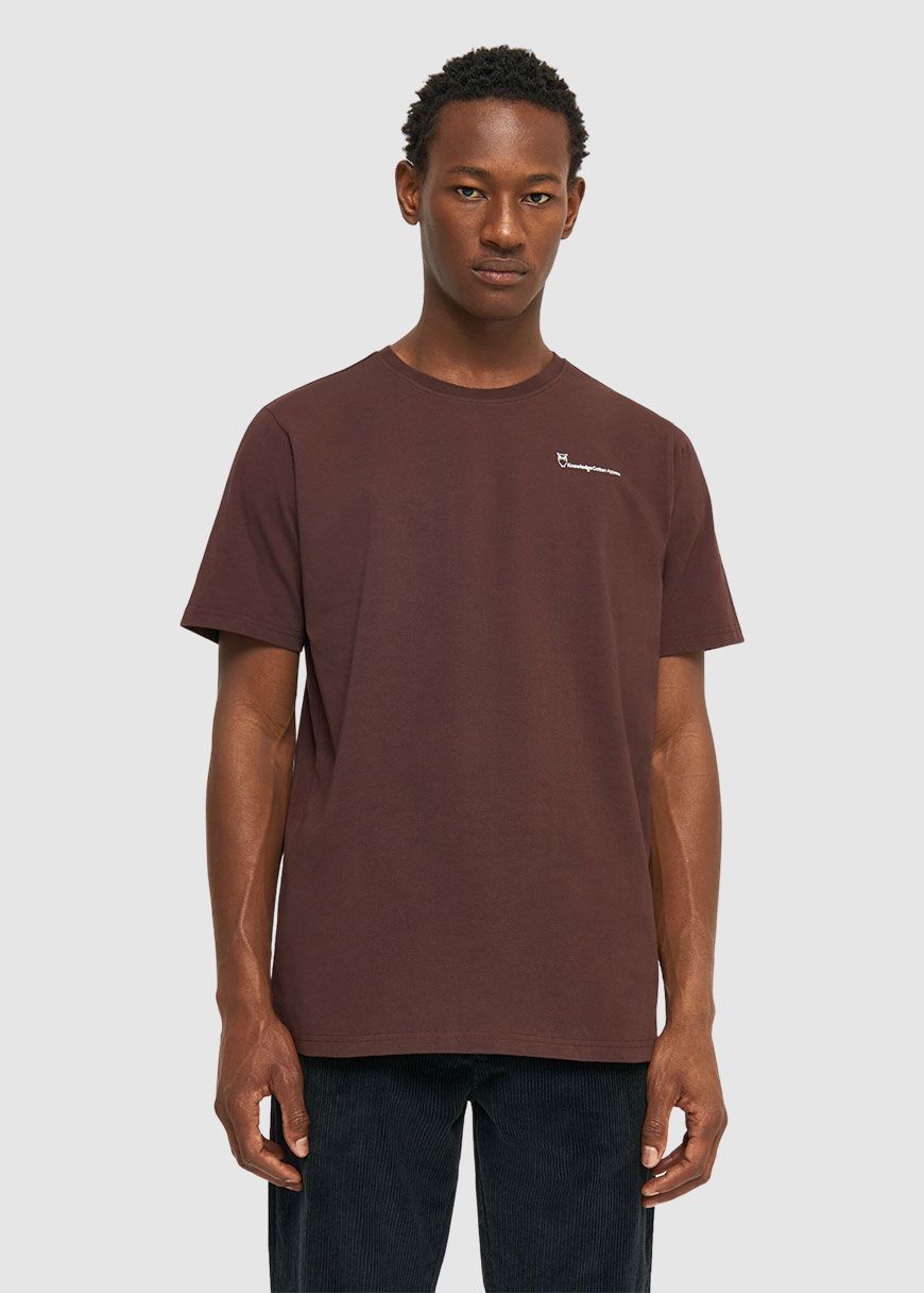 Regular Trademark Chest Print T-Shirt Regular Trademark Chest Print T-Shirt