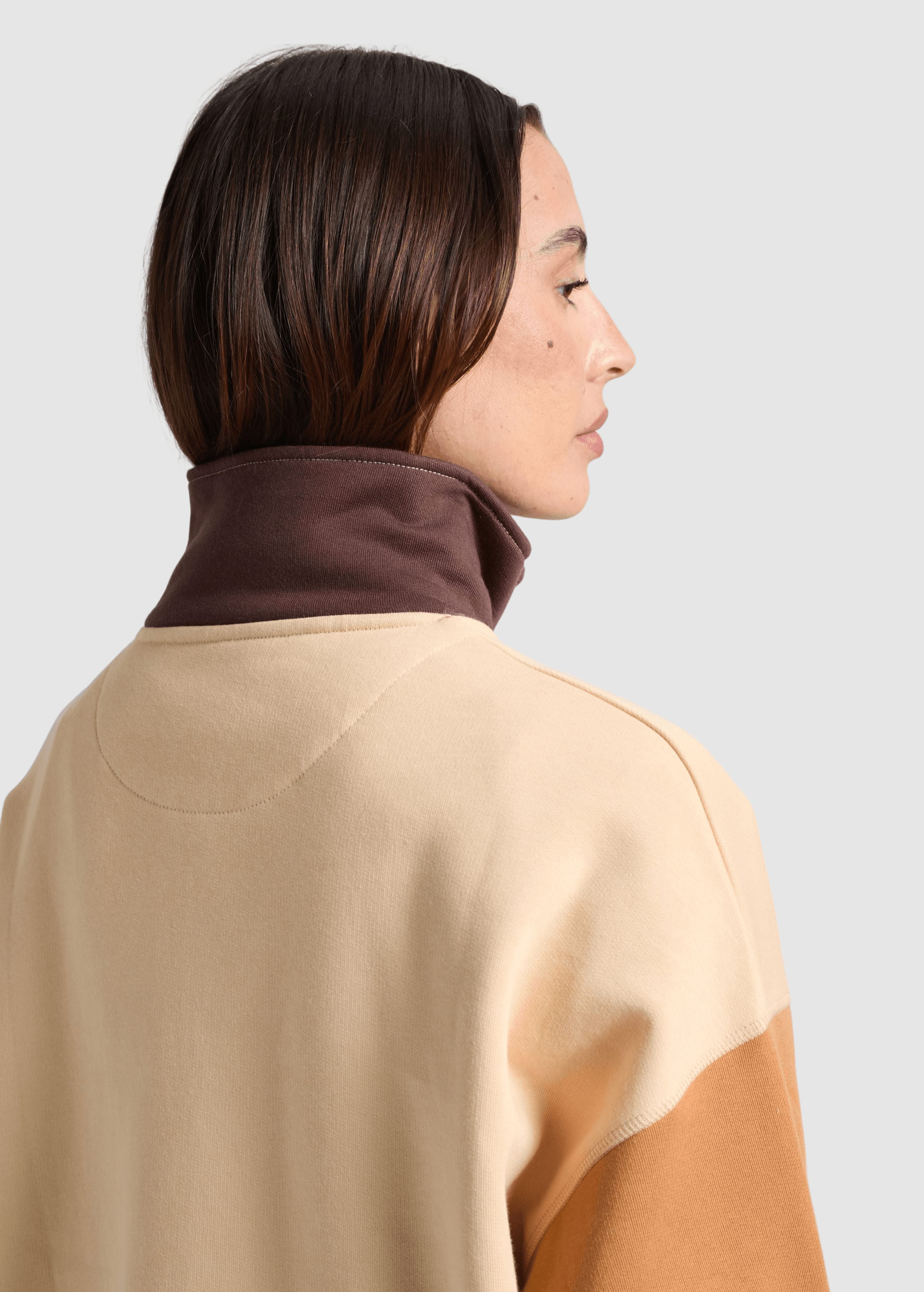Women's Color Block Quarter Zip Sweatshirt Gray Sand Brown