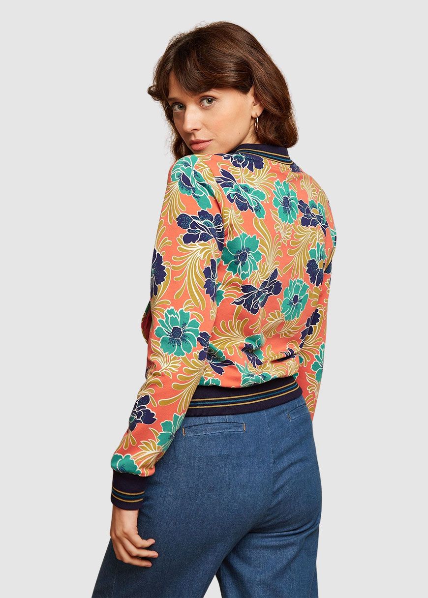 Bessie Jacket Lake Bessie Jacket Lake