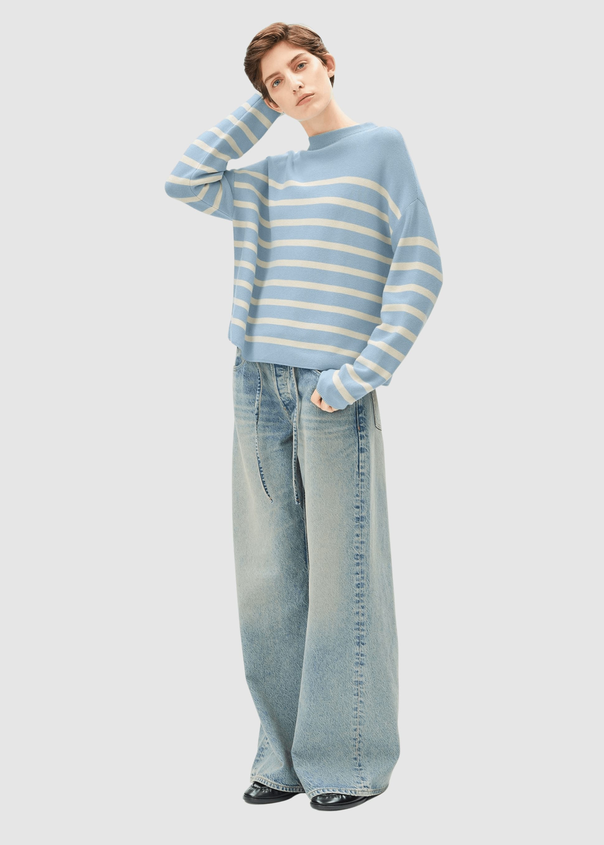 Merinaa Stripes Knit Sweater Blue Glow-Oatmilk Merinaa Stripes Knit Sweater Blue Glow-Oatmilk