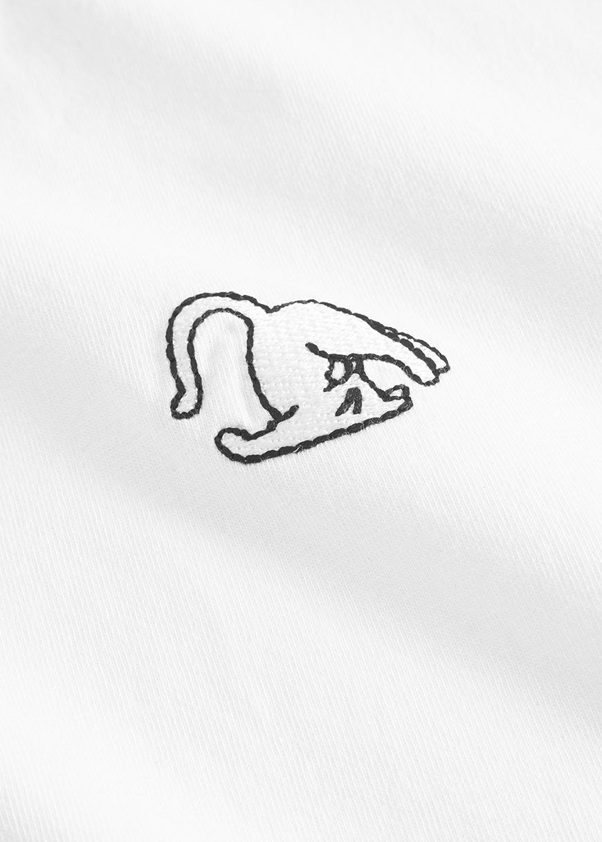 dedicated_t_shirt_vadstena_cat_pose_SS_25_DED_22836_White_3_2c8259fdb3 T-Shirt Vadstena Cat Pose