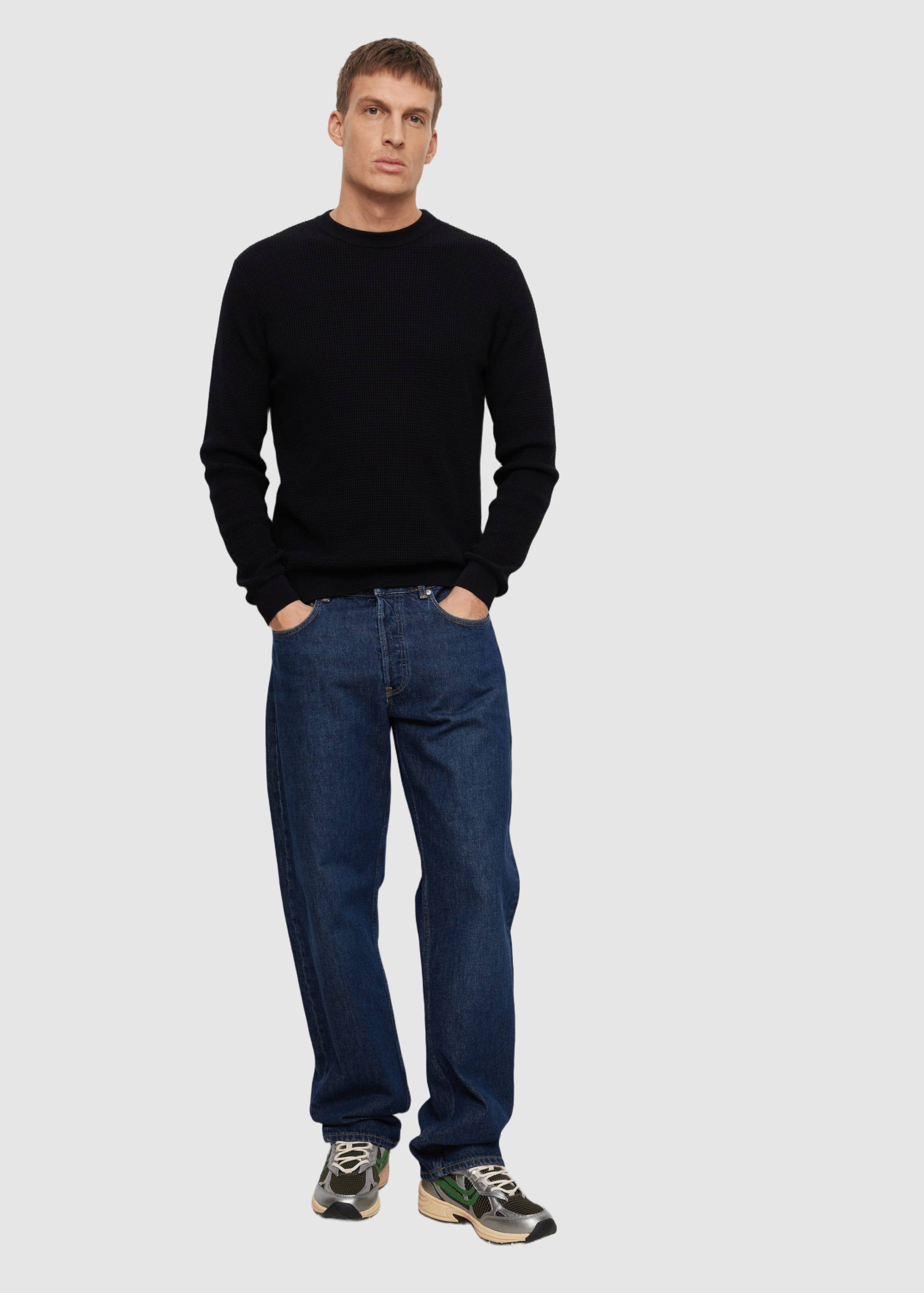 recolution-lupin-black-3.jpeg Lupin Black