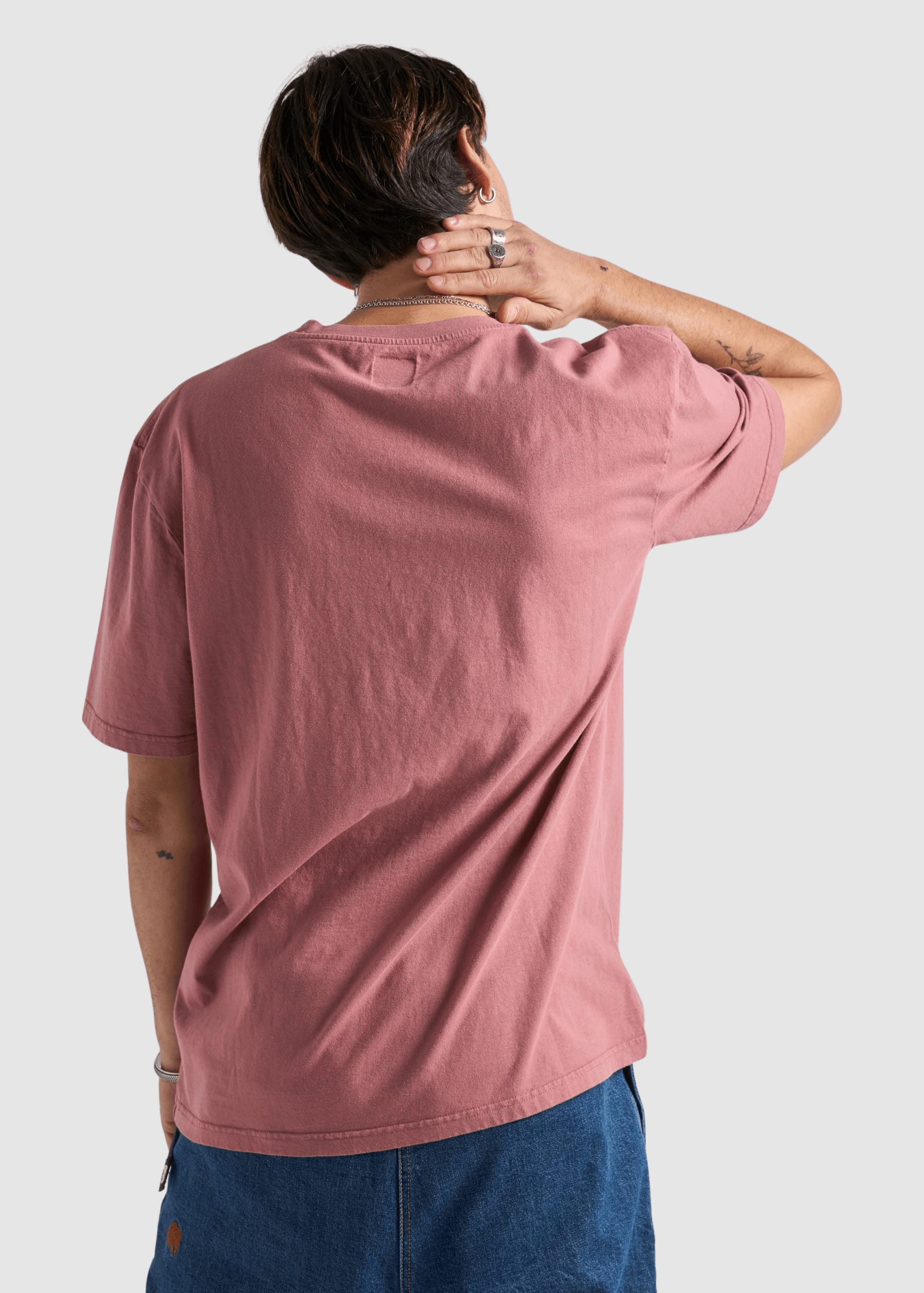 Essential Sunwashed T-Shirt Deco Rose Red Essential Sunwashed T-Shirt Deco Rose Red
