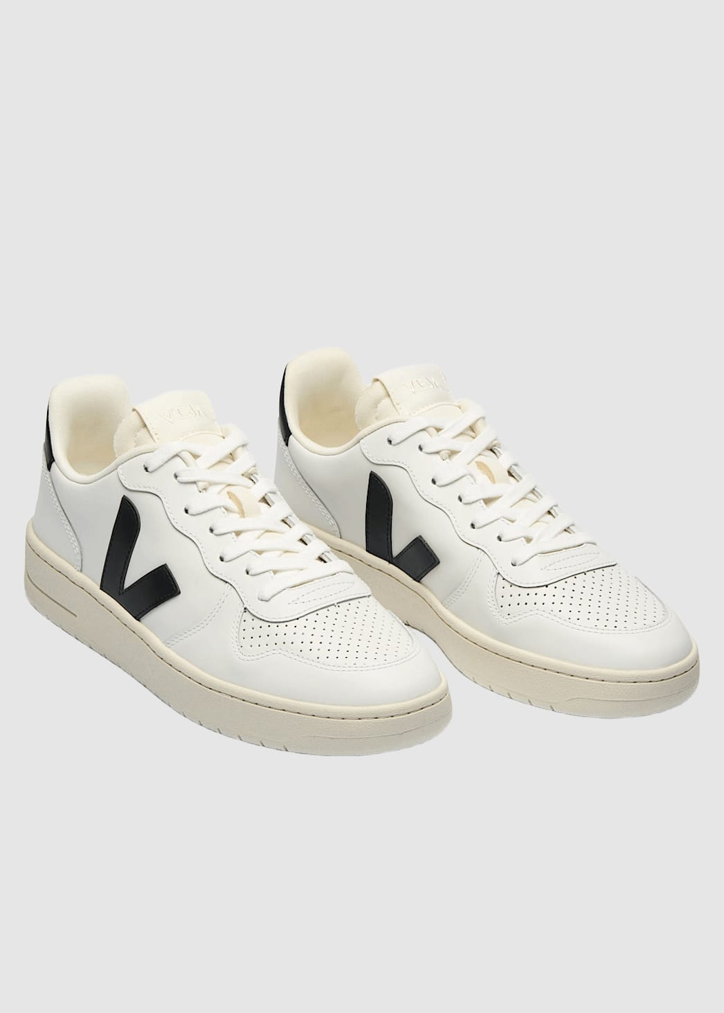 V-10 Prime Leather Extra White Black