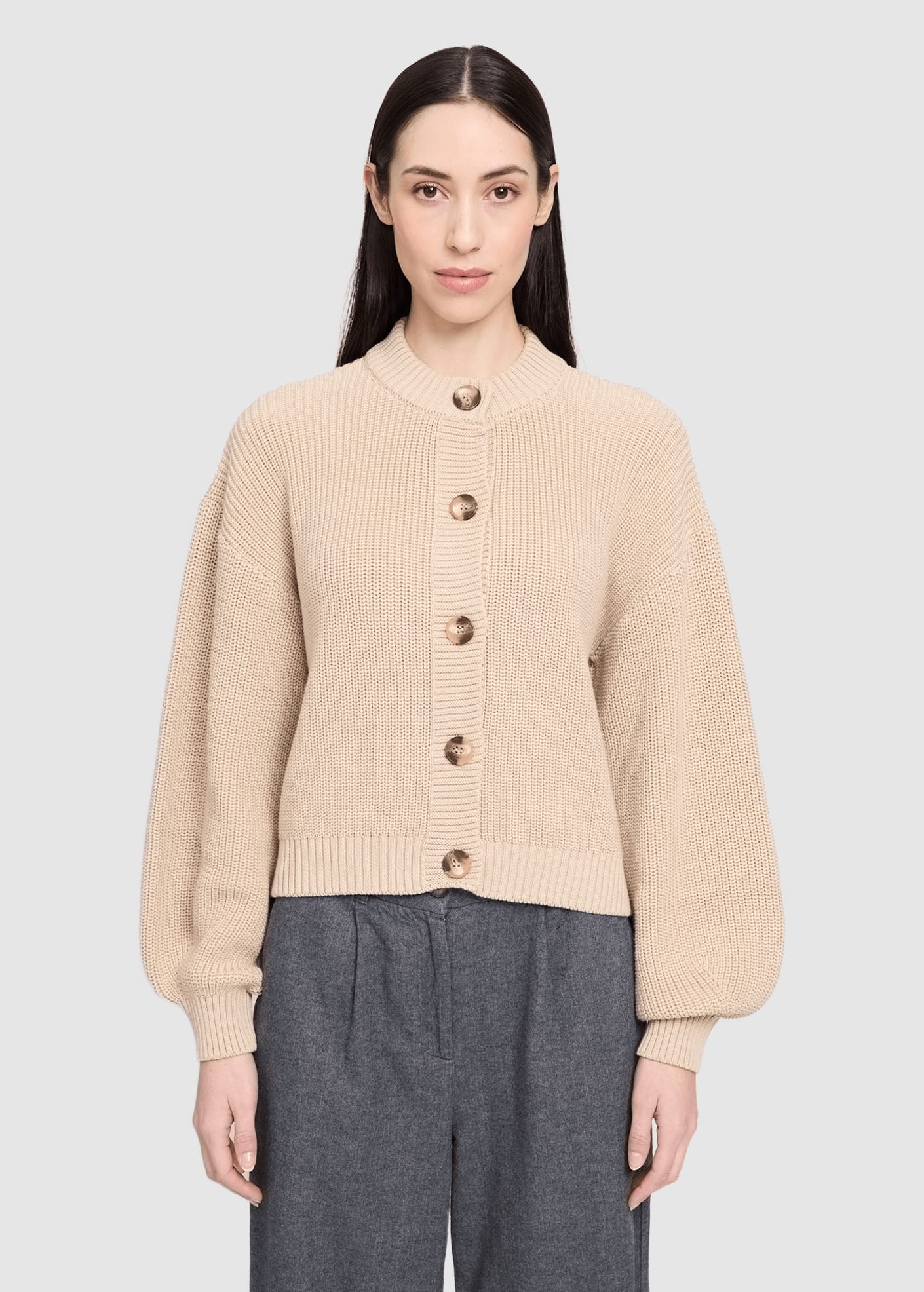 mazine-crew-neck-knit-cardigan-light-beige-1.jpeg Crew Neck Knit Cardigan Light Beige
