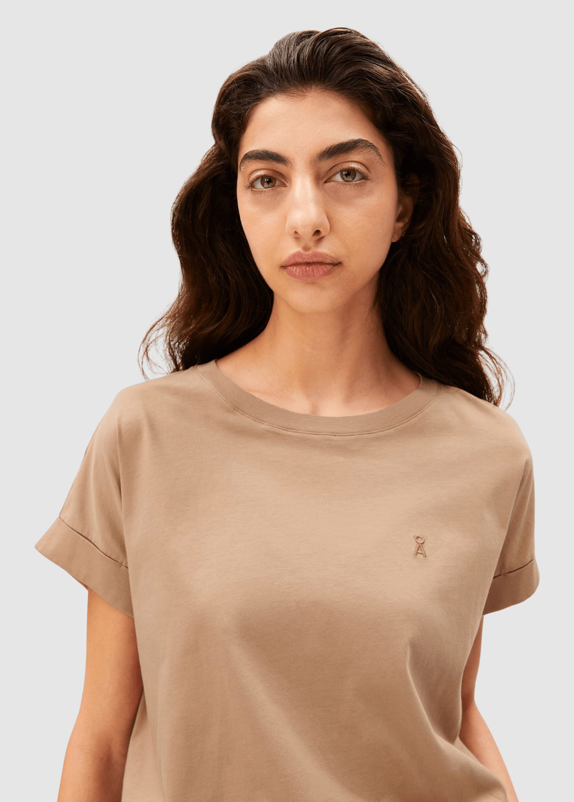 Idaara T-Shirt True Camel Idaara T-Shirt True Camel