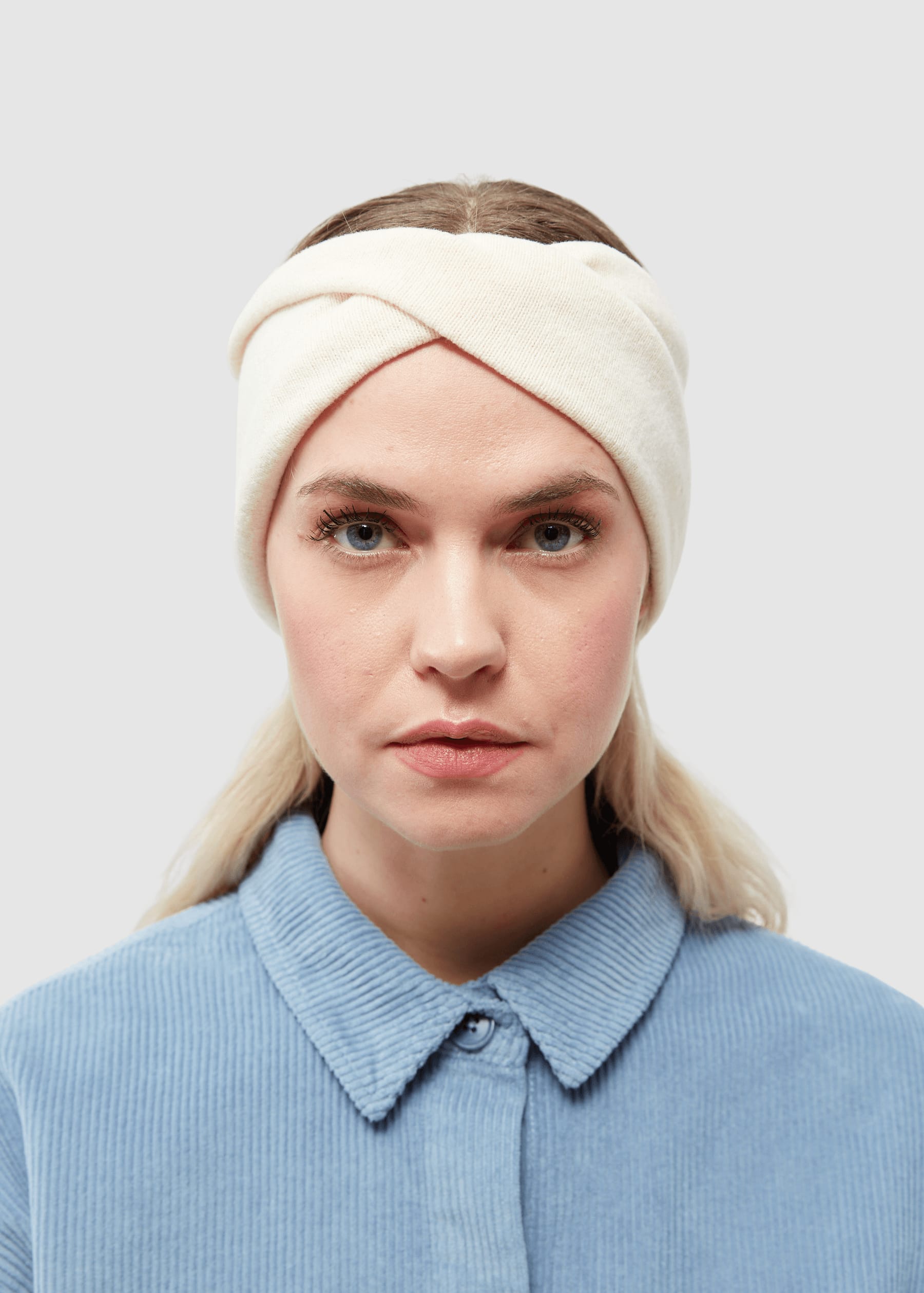 givn-gbbeth-off-white-1.jpeg Gbbeth Off White
