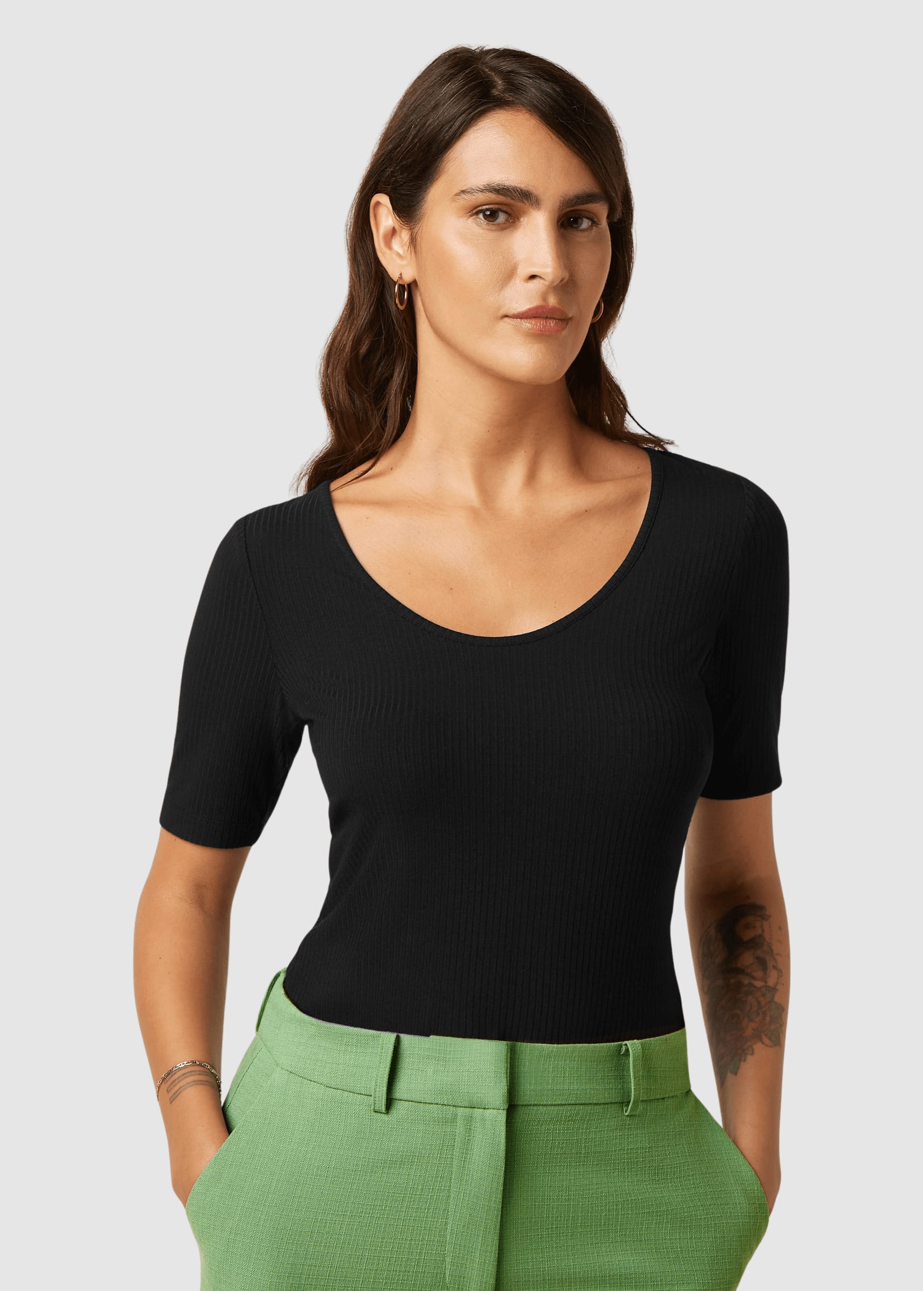 Carice Top Uni Rib Black Carice Top Uni Rib Black