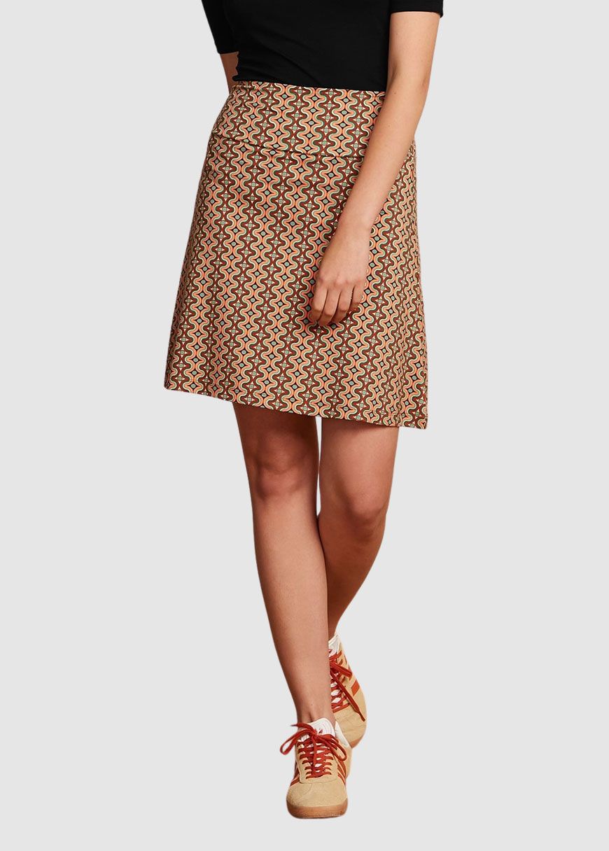 Border Skirt Twisted