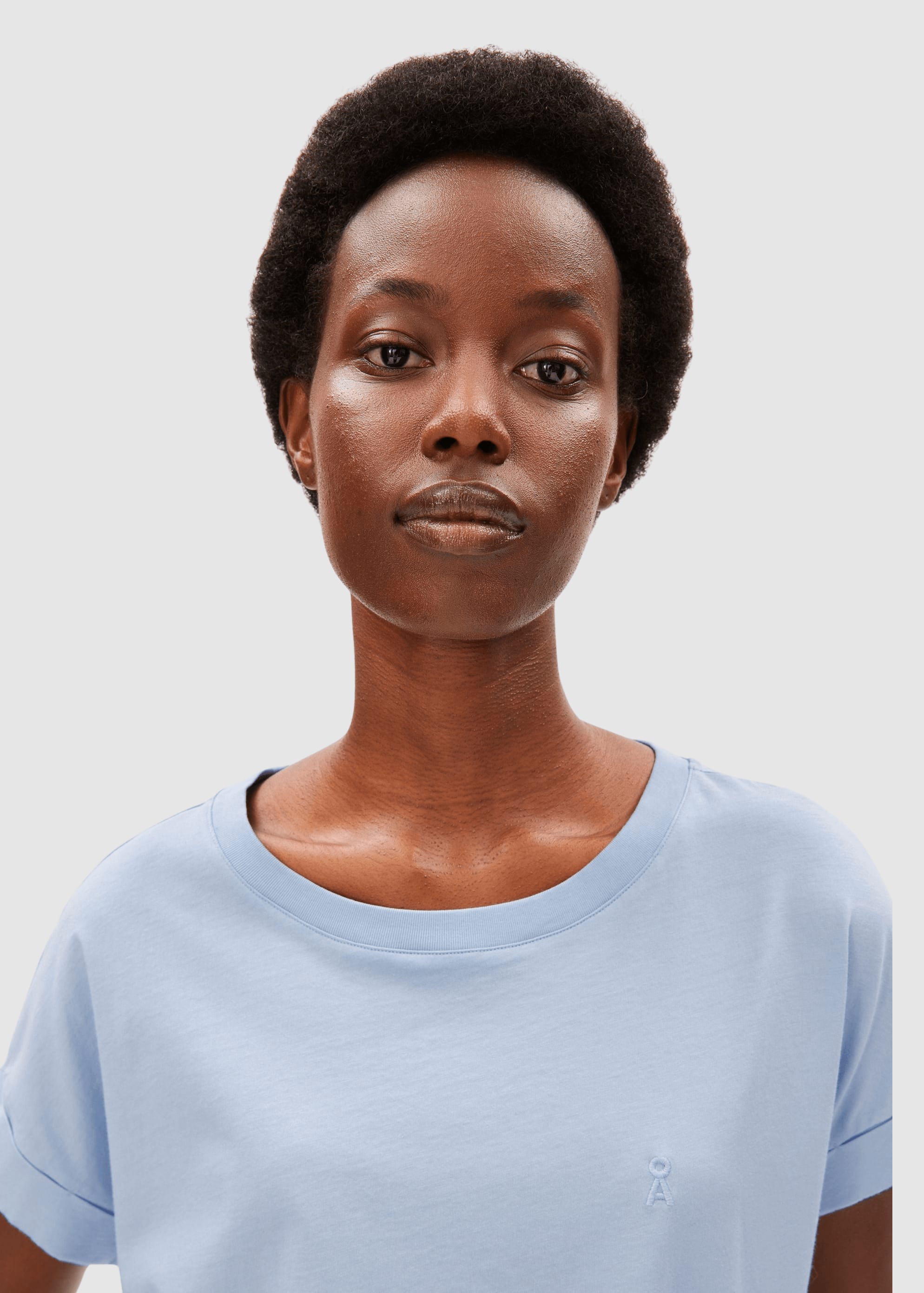 Idaara T-Shirt Soft Blue