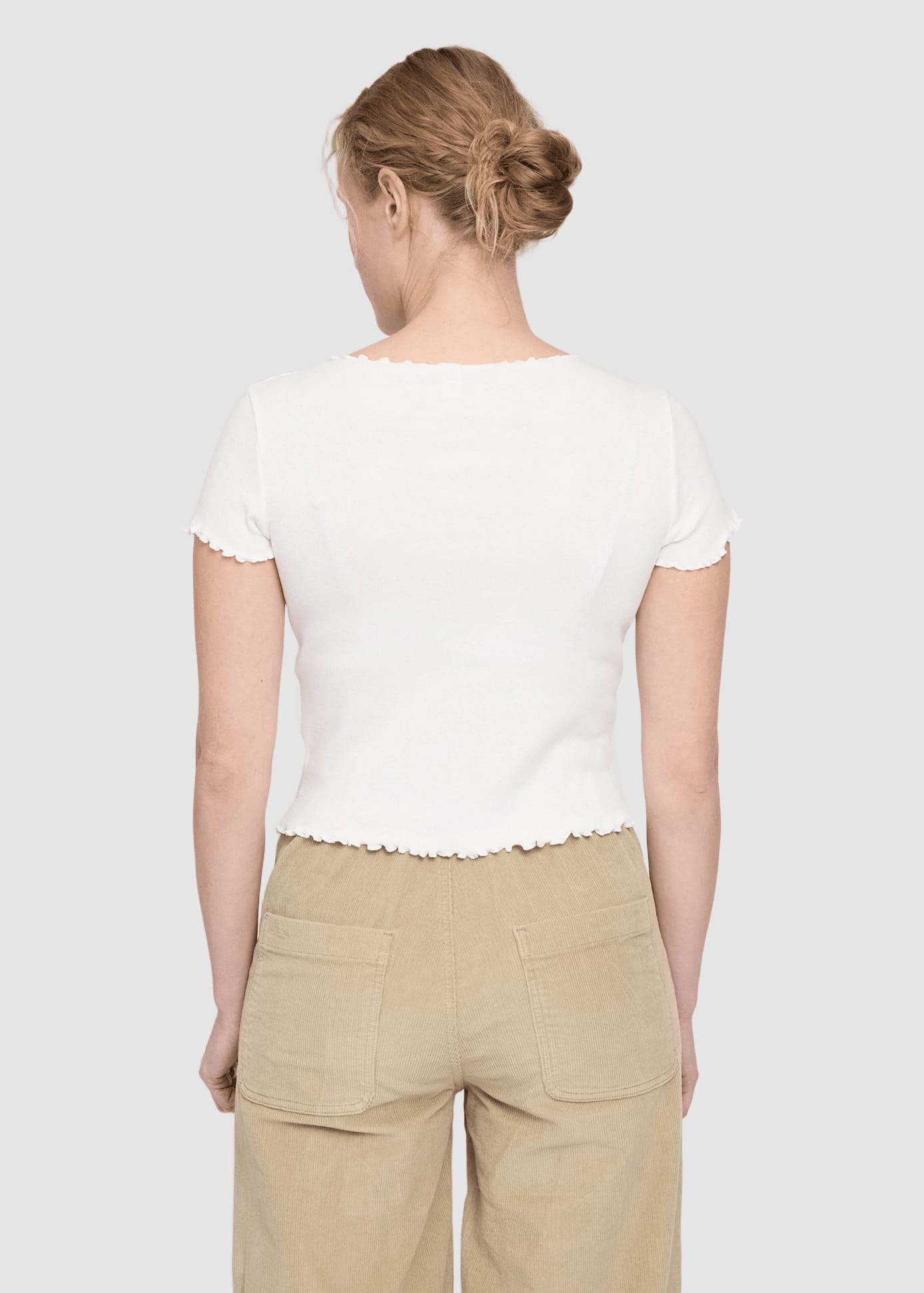 mazine-babylock-hems-t-shirt-offwhite-2.jpeg Babylock Hems T-Shirt Offwhite