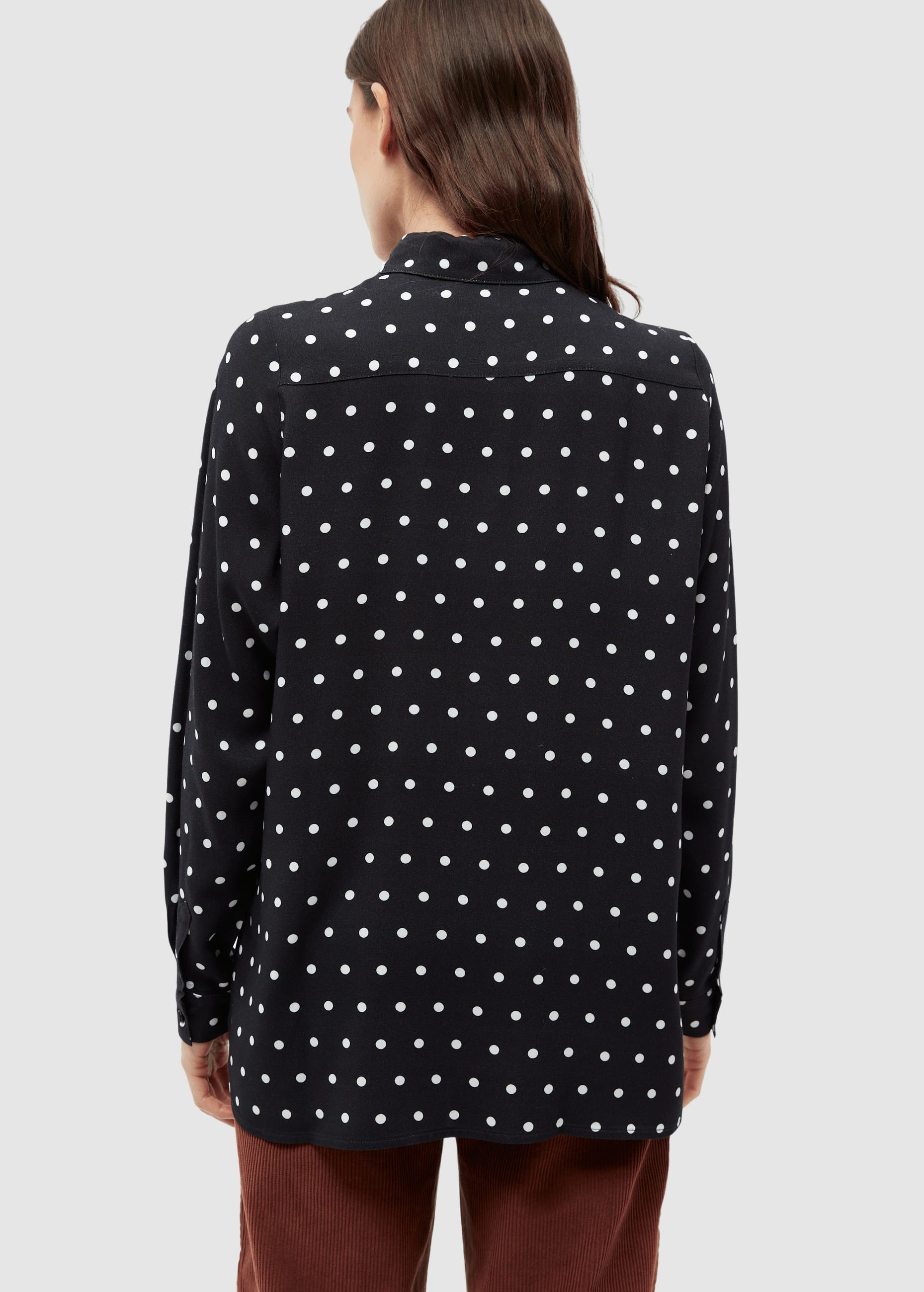 givn-gbiva-black-white-4.jpeg Gbiva Black / White