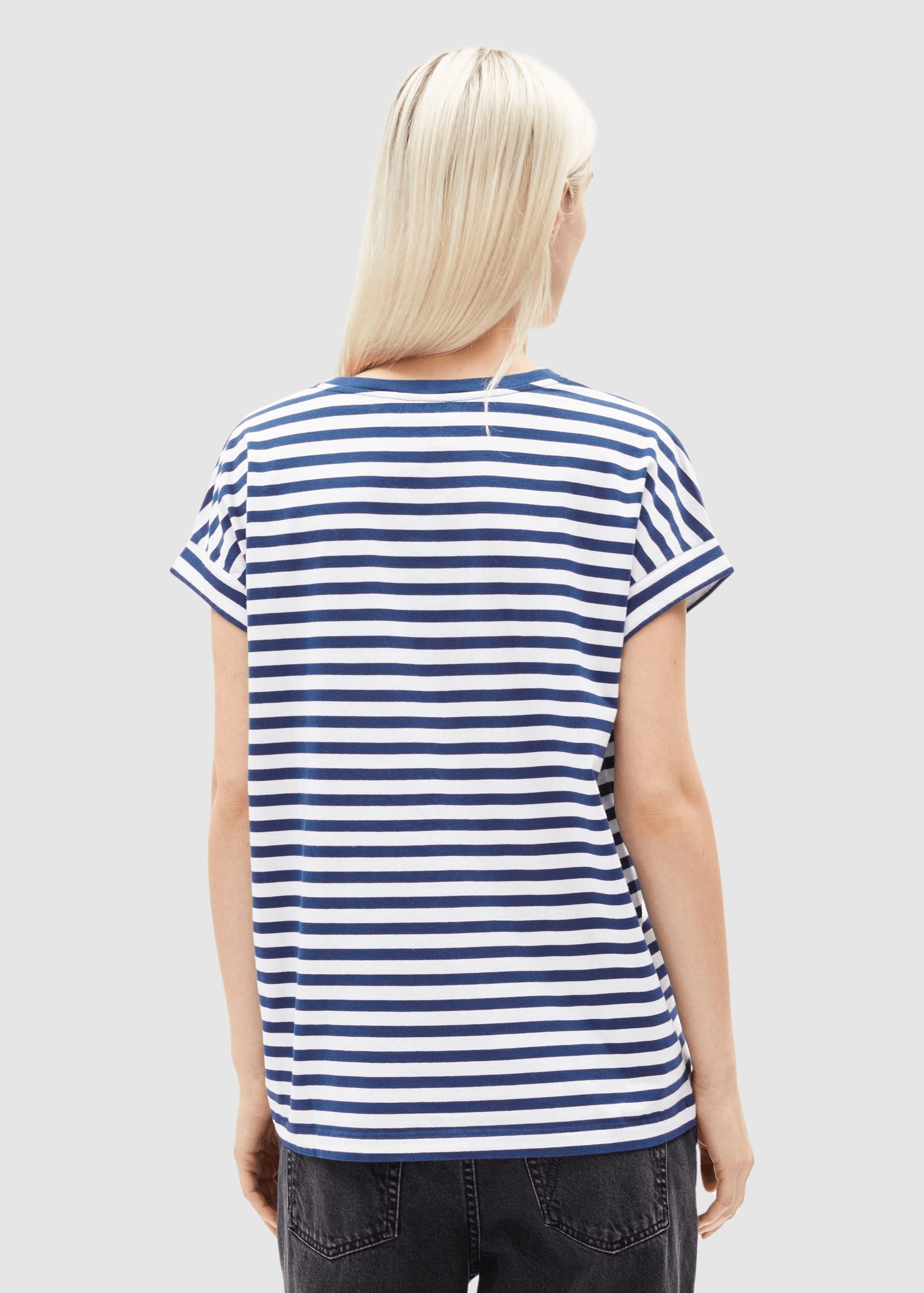 Idaara Stripe T-Shirt White-Dynamo Blue Idaara Stripe T-Shirt White-Dynamo Blue