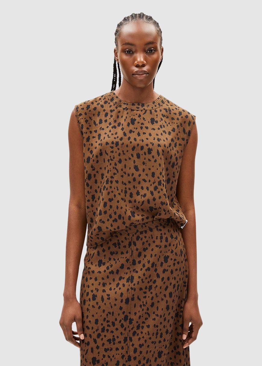 armedangels_neraali_leopaa_AW_25_AA_30007487_Dark_Camel_1_a7bf30807a Neraali Leopaa