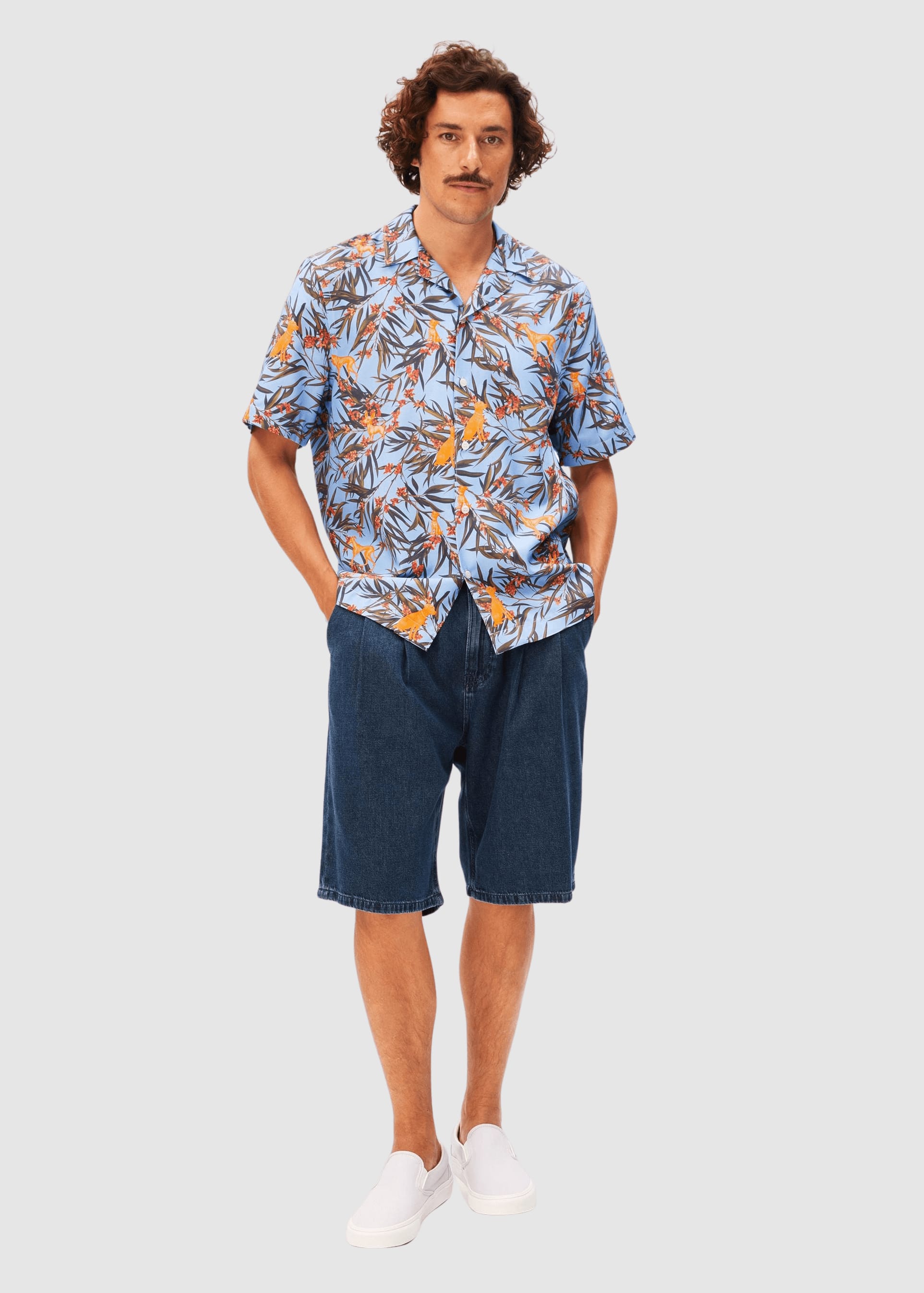 Aop Dog Shortsleeve Shirt Wedgwood Aop Dog Shortsleeve Shirt Wedgwood