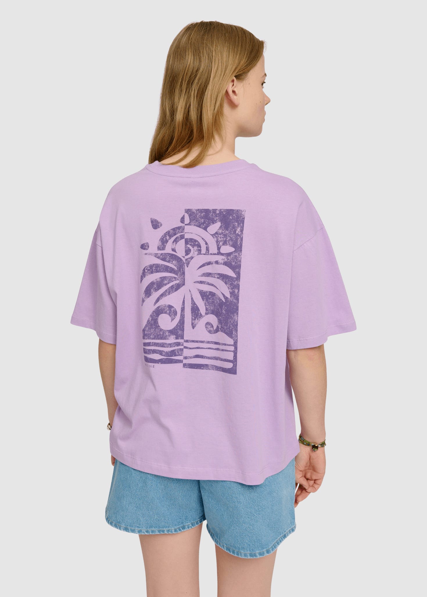 Back Print T-Shirt Orchid Palm Back Print T-Shirt Orchid Palm
