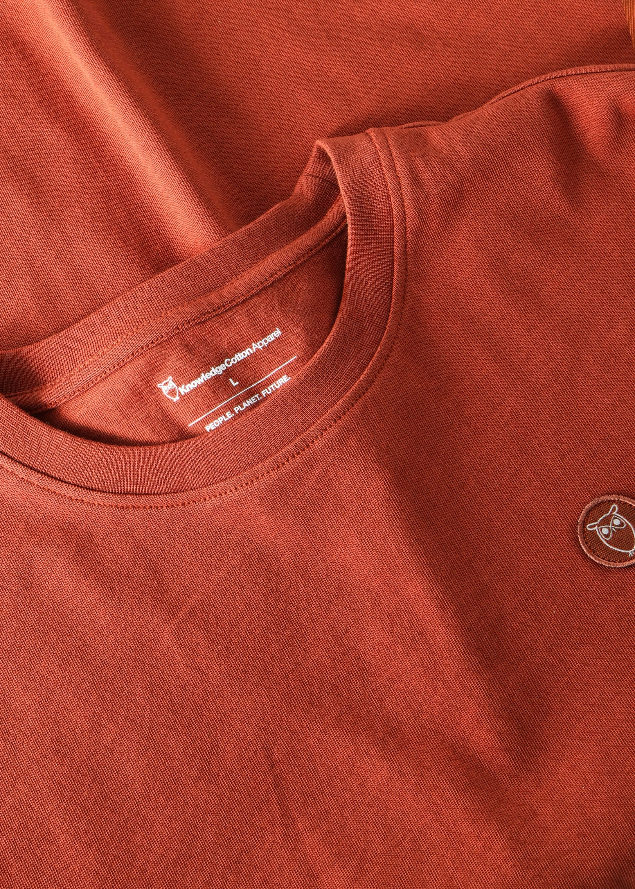 Badge T-Shirt Burnt Brick Badge T-Shirt Burnt Brick
