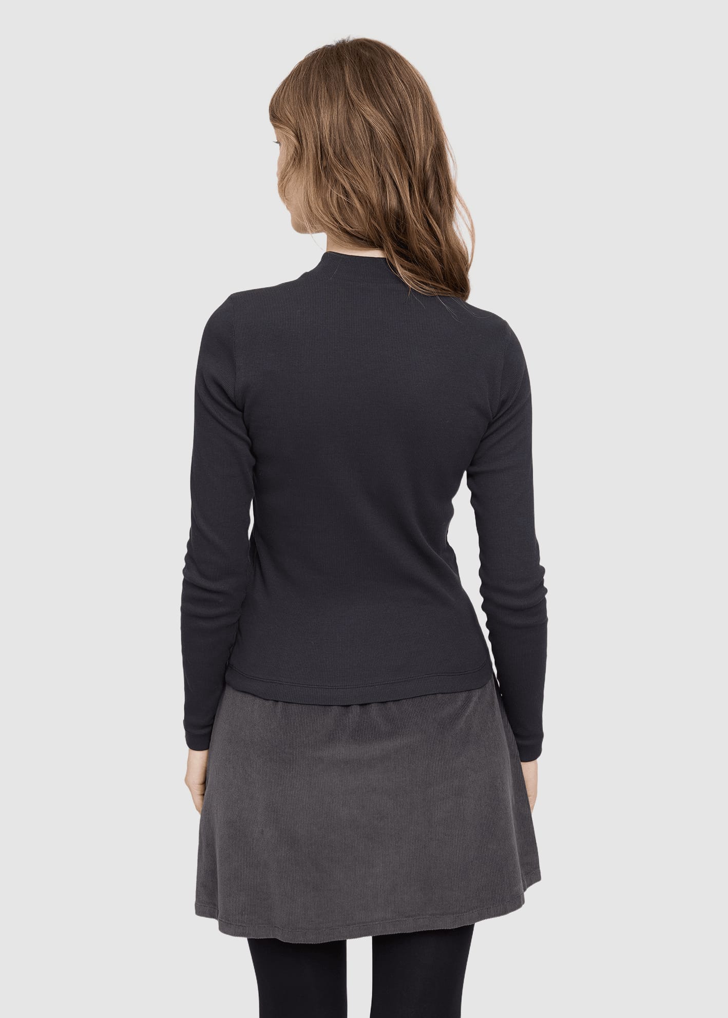 mazine-basic-turtleneck-longsleeve-black-2.jpeg Basic Turtleneck Longsleeve Black