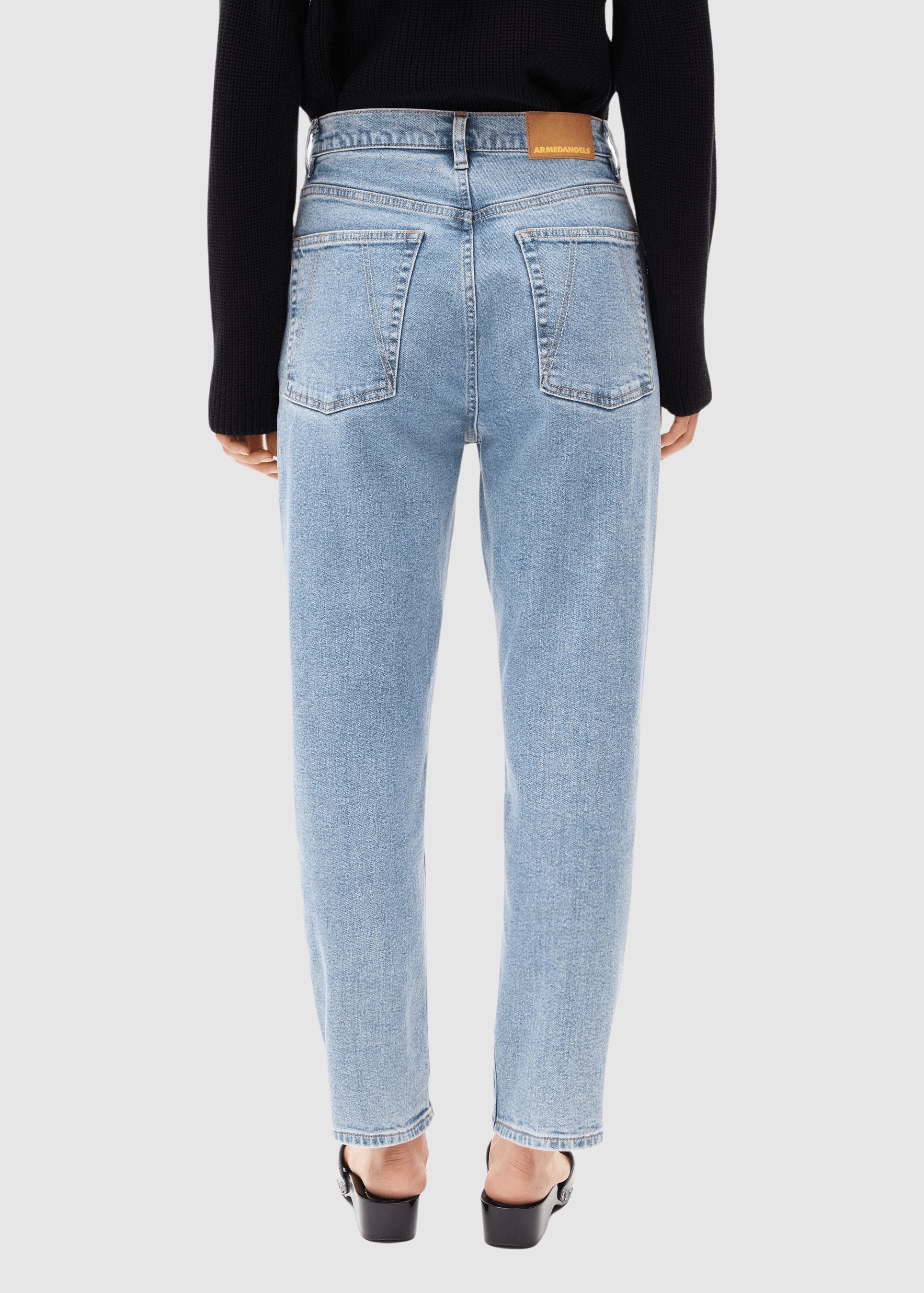 Mairaa High Waist Mom Jean Europie Mairaa High Waist Mom Jean Europie