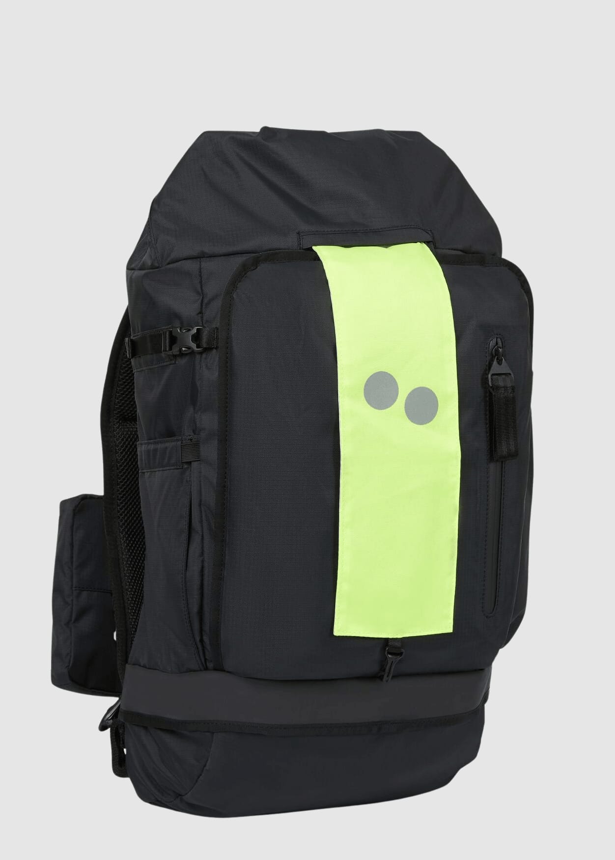 Komut Medium Pure Black Komut Medium Pure Black
