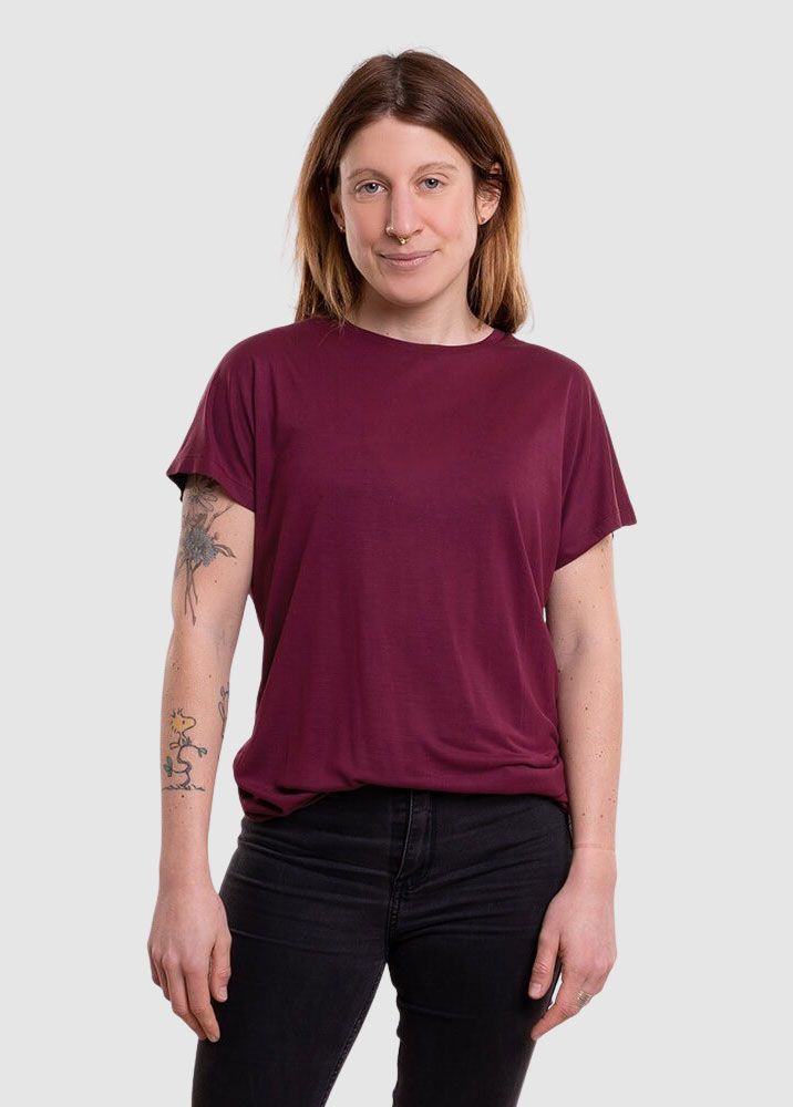 Essential T-Shirt Essential T-Shirt