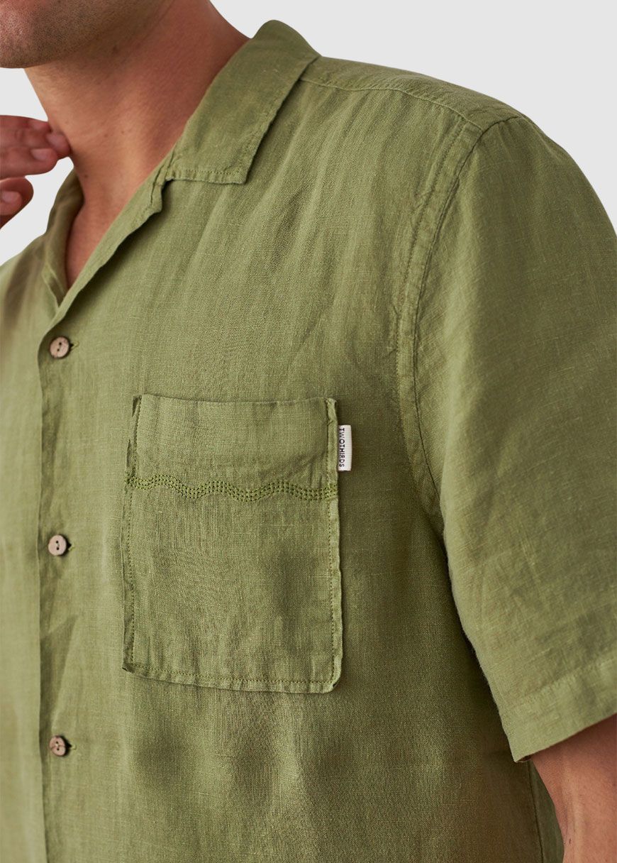 twothirds_olorua_SS_25_TWO_73265_Sage_Green_4_1051236395 Olorua