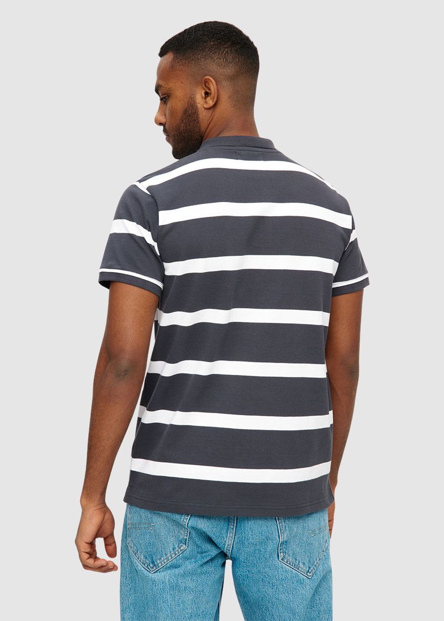 derbe_polo_blockstriped_AW_25_DERB_M_041_PL_Navy_2_a02500183a Polo Blockstriped