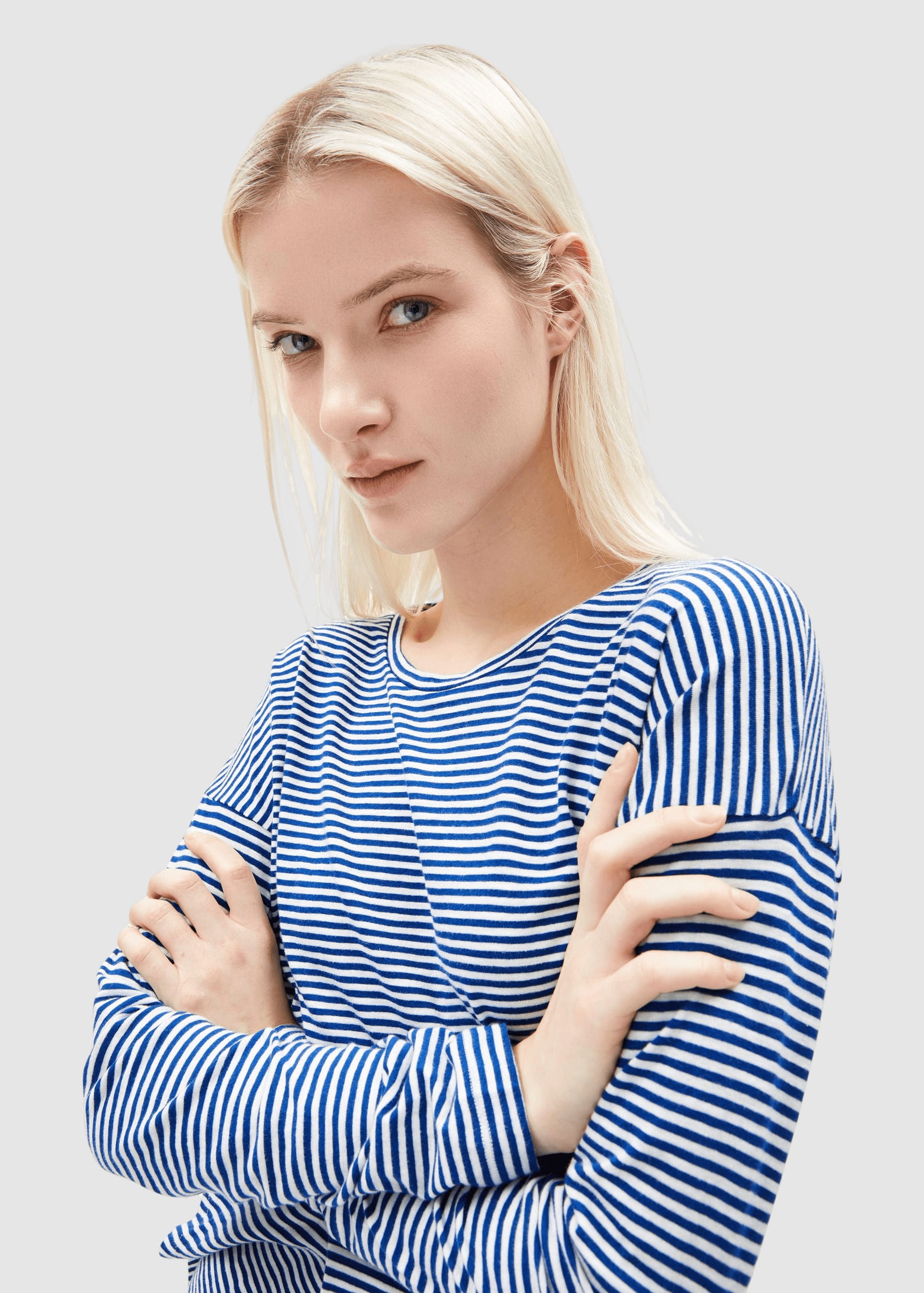 Xianaa Stripe Longsleeve Oatmilk-Dynamo Blue Xianaa Stripe Longsleeve Oatmilk-Dynamo Blue