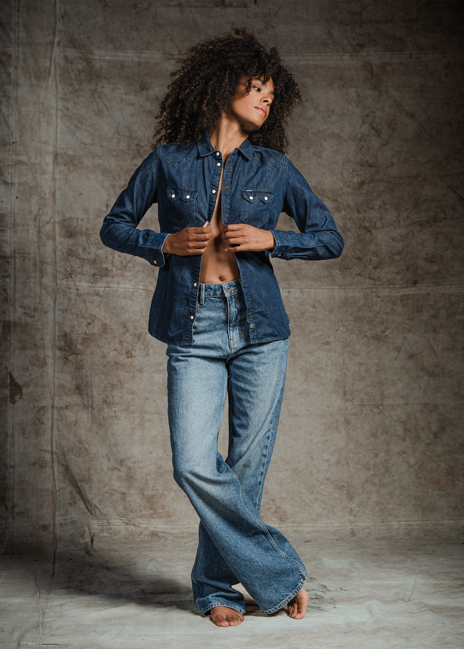 kuyichi-izabella-straight-old-blue-3.jpeg Izabella Straight Old Blue