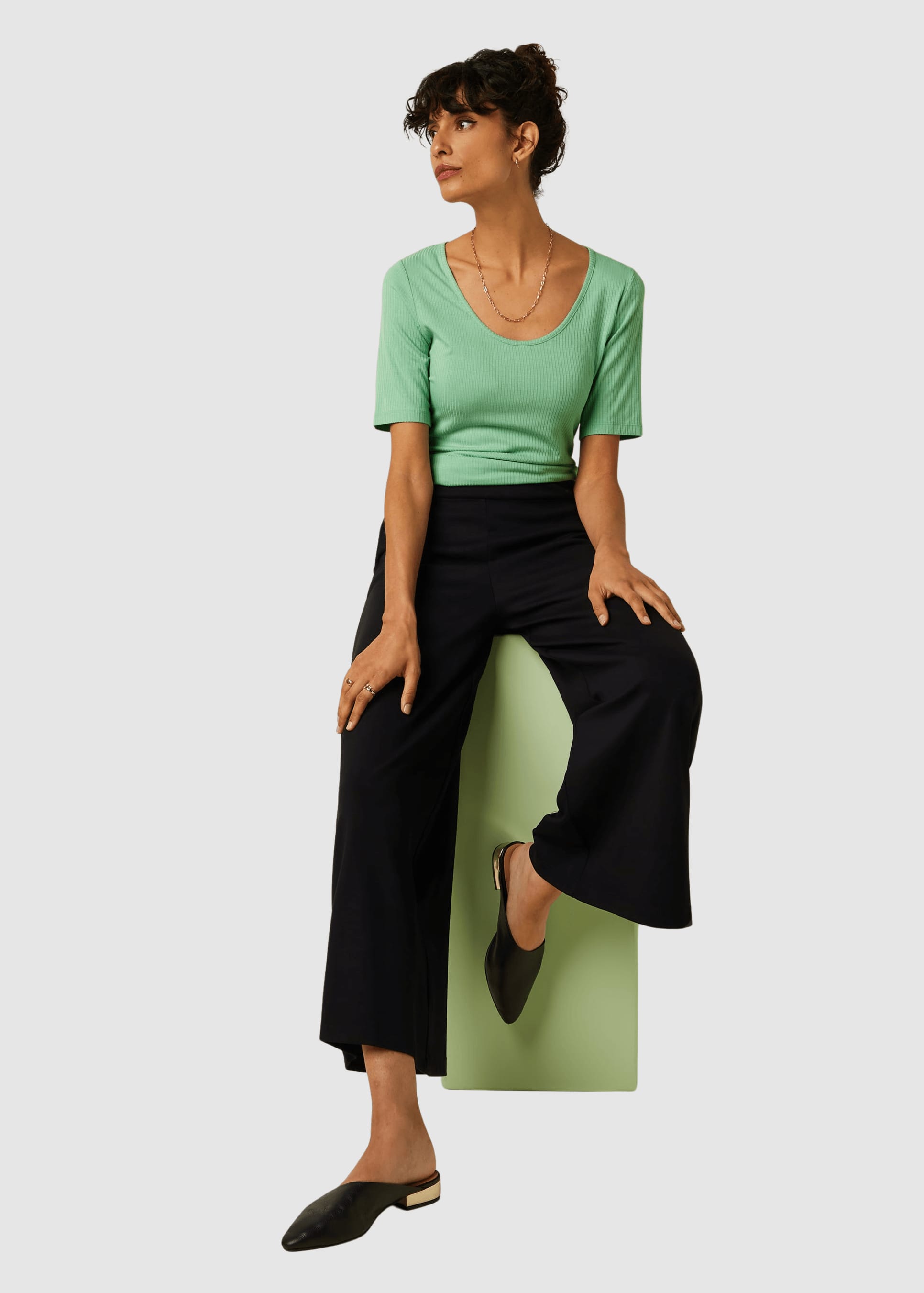 Border Palazzo Cropped Pants Milano Uni Black Border Palazzo Cropped Pants Milano Uni Black
