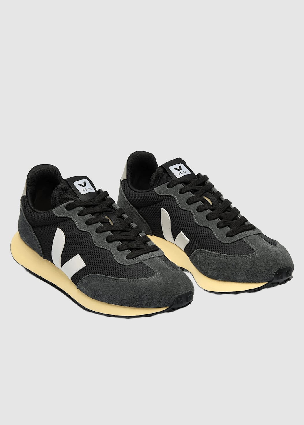 veja-rio-branco-ii-alveomesh-black-white-2.jpeg Rio Branco II Alveomesh Black White