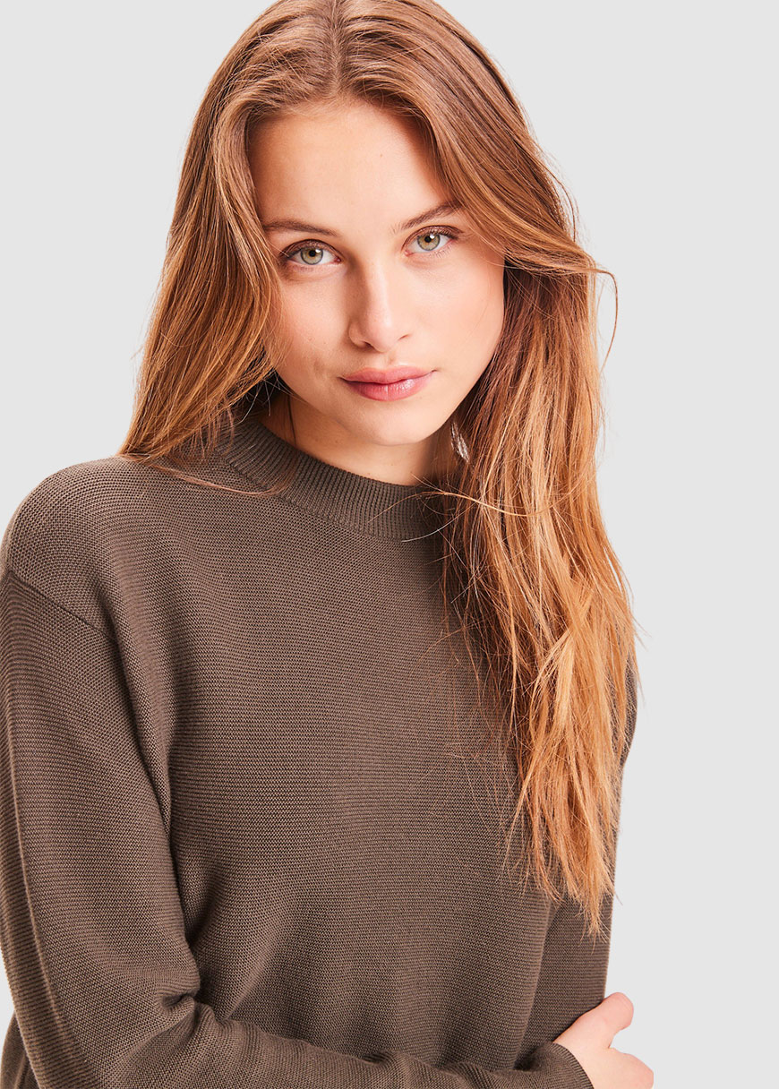 Myrthe Basic Cotton Mock Neck