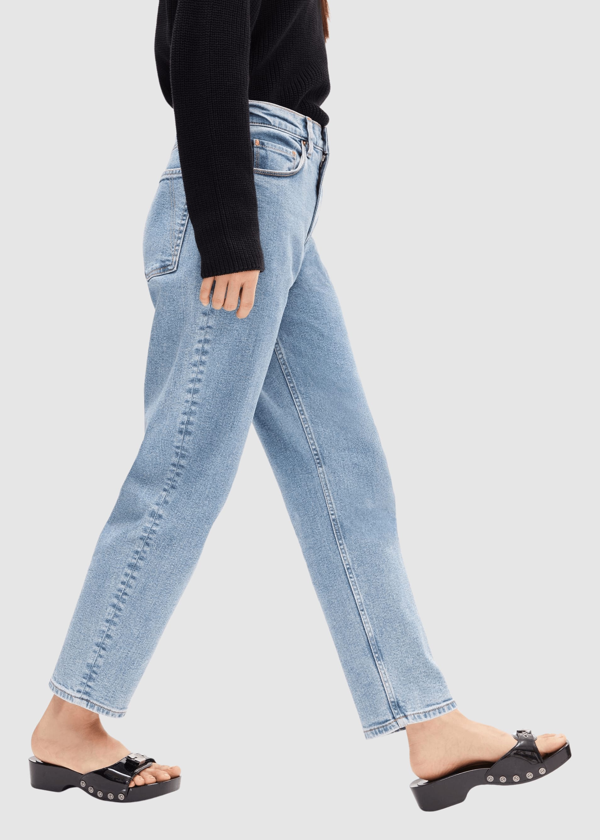 Mairaa High Waist Mom Jean Europie Mairaa High Waist Mom Jean Europie