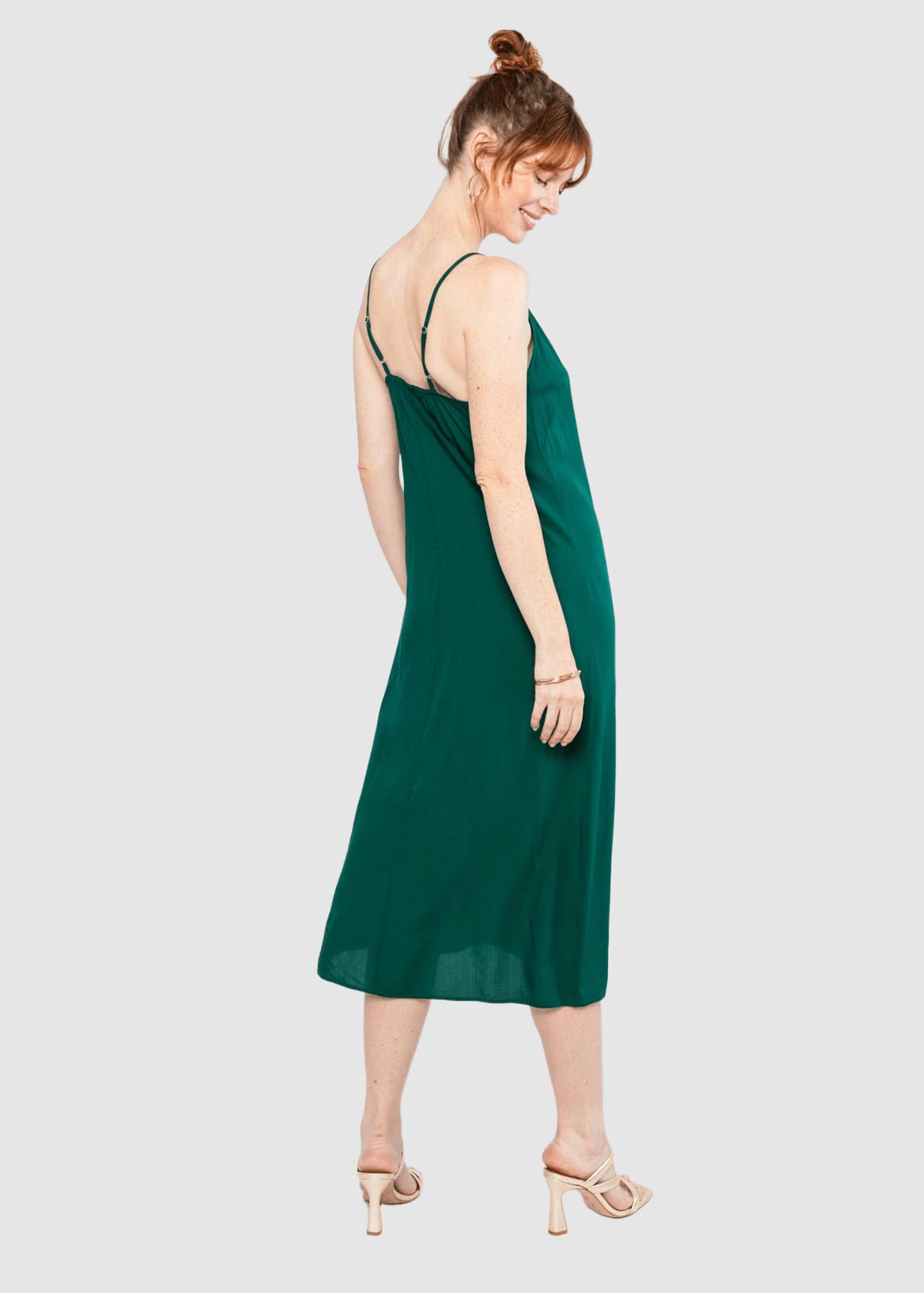 Slender Breeze Green Holiday Feeling