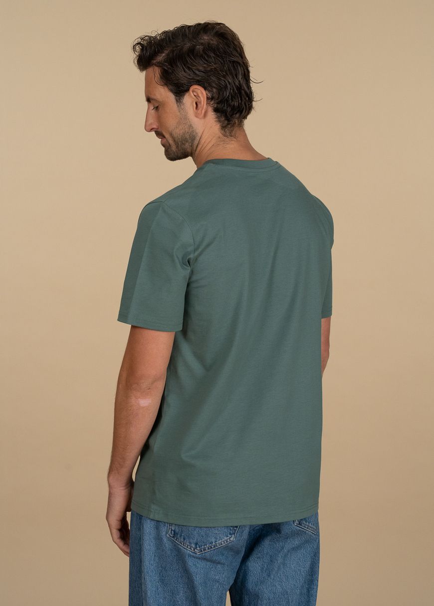 Classic T-Shirt Man Classic T-Shirt Man