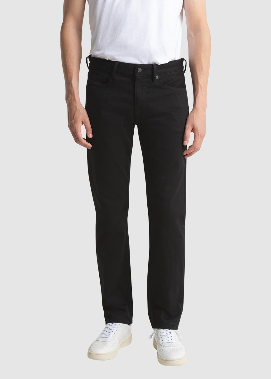 kings-of-indigo-ryan-AW24-KOI-K111151401-Stay-Black-Rinse-1.jpg Ryan