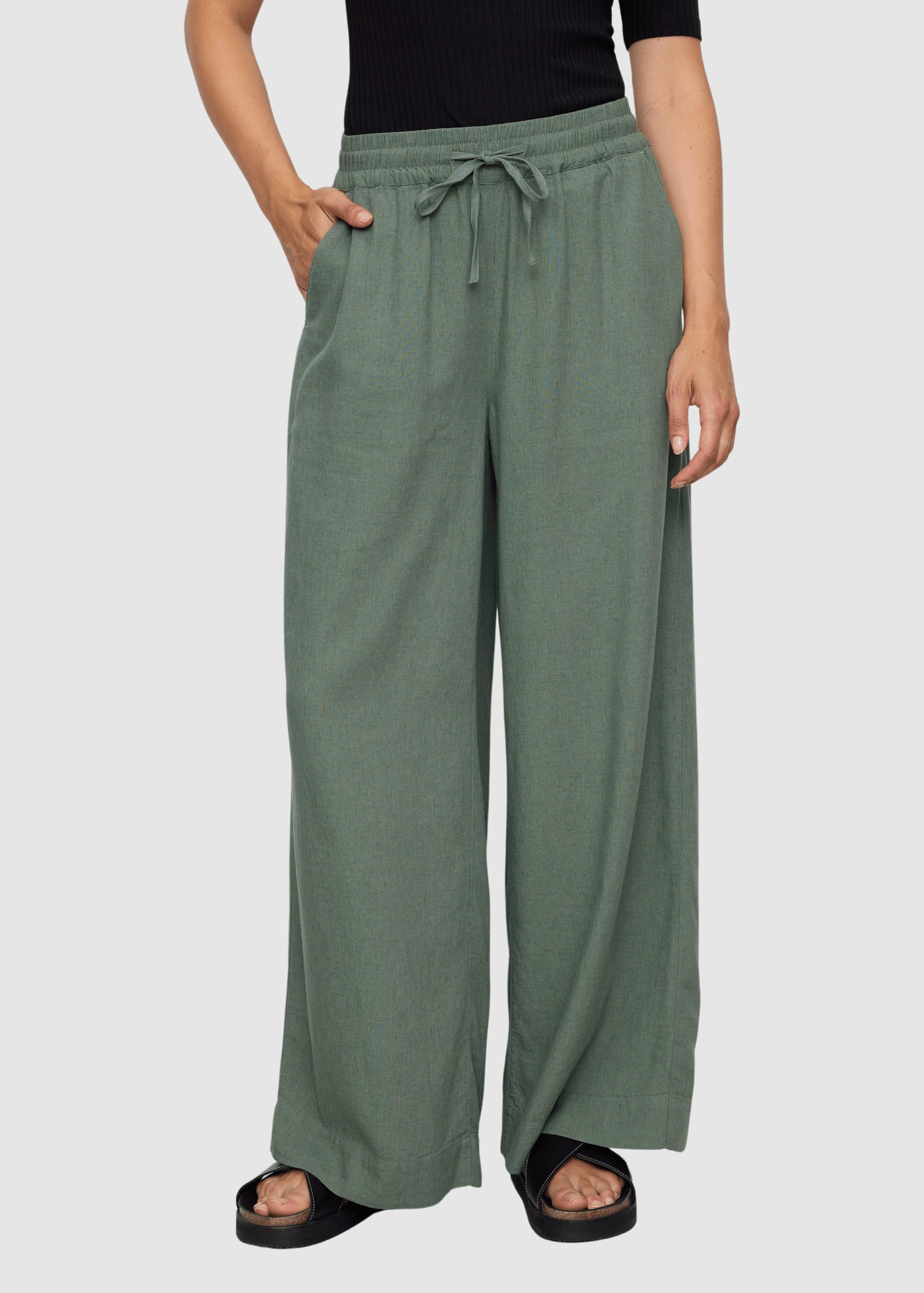 Pants Alisma Khaki Pants Alisma Khaki