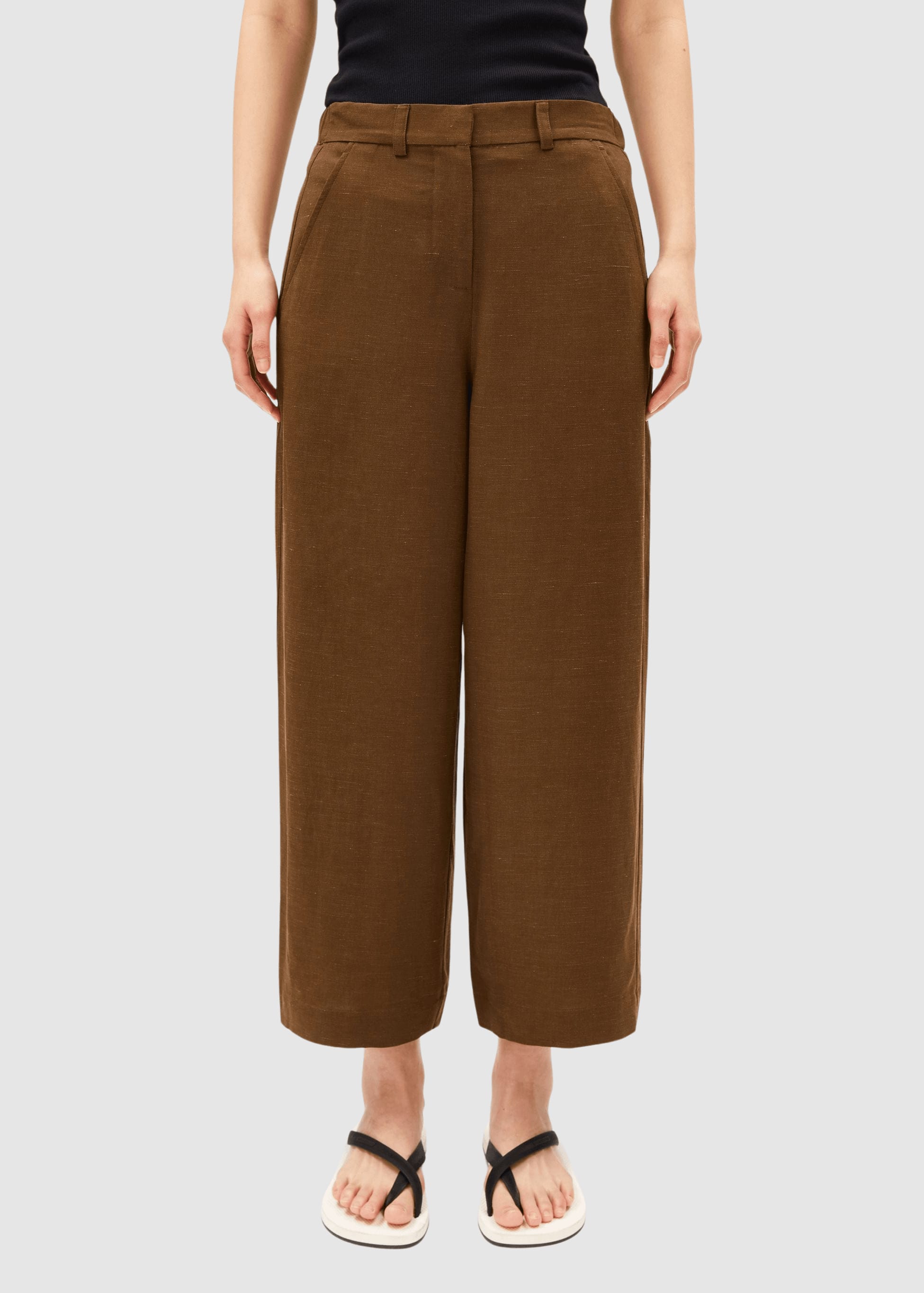 Caarunus Lino Pant Dried Palm Caarunus Lino Pant Dried Palm
