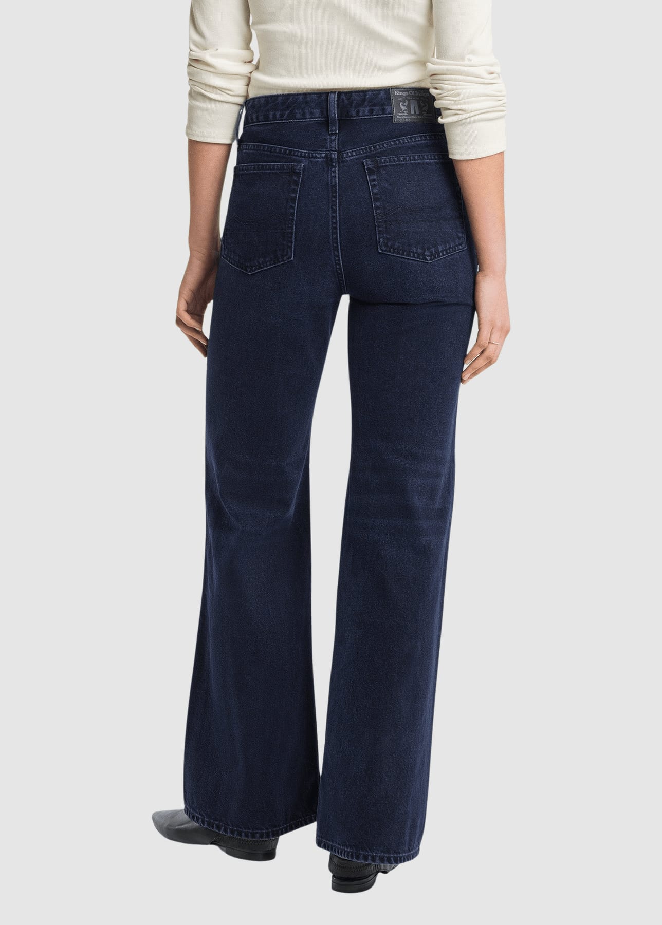 kings-of-indigo-k-o-i-jane-holo-blue-black-worn-2.jpeg Jane Holo Blue Black Worn