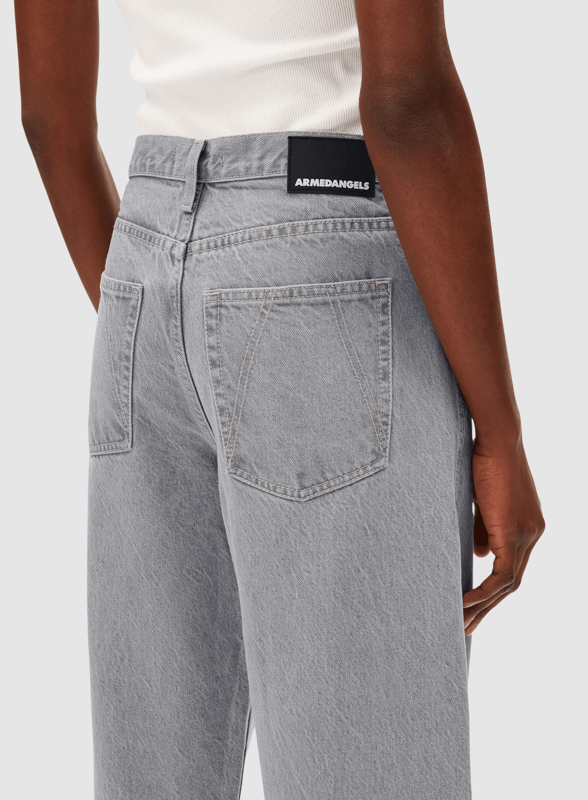 Baarly High Waist Barrel Jean Loa Baarly High Waist Barrel Jean Loa