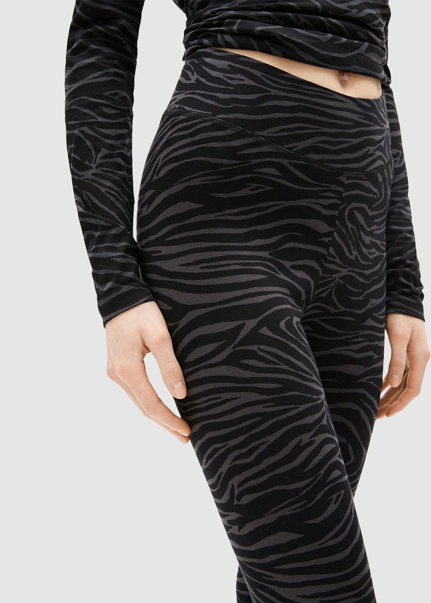 armedangels_faribaa_zebraraa_AW_25_AA_30007841_Black_4_ba623bcb8c Faribaa Zebraraa